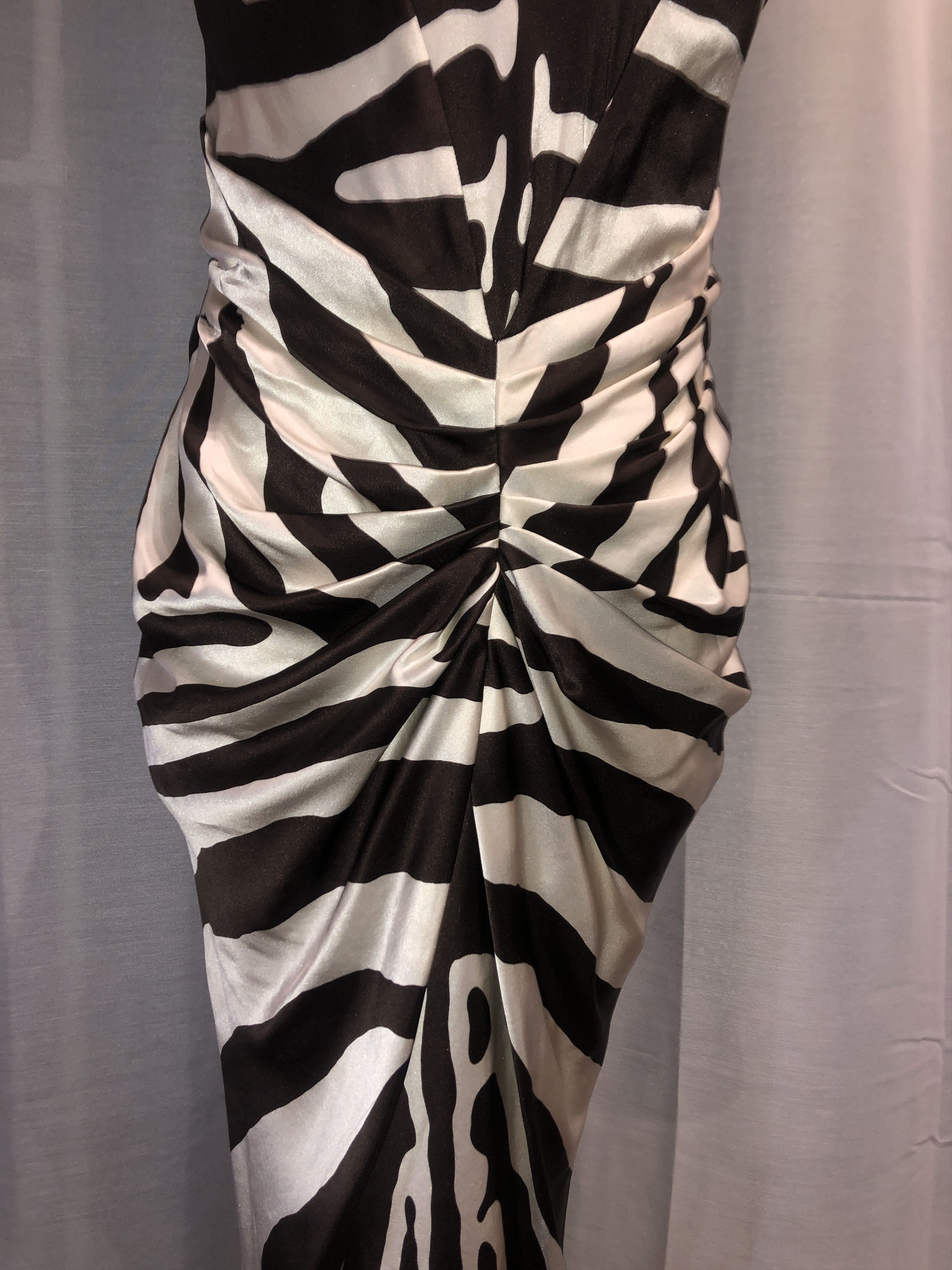 Dior S/S 2009 Zebra Print Silk Dress Size M / US 6-8 / IT 42-44 - 4 Thumbnail