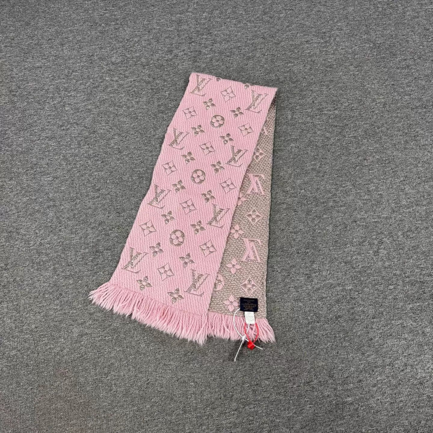 Louis Vuitton LV Pink Monogram Wool-Silk Blend Fringe Scarf 99 New Size ONE SIZE - 1 Thumbnail