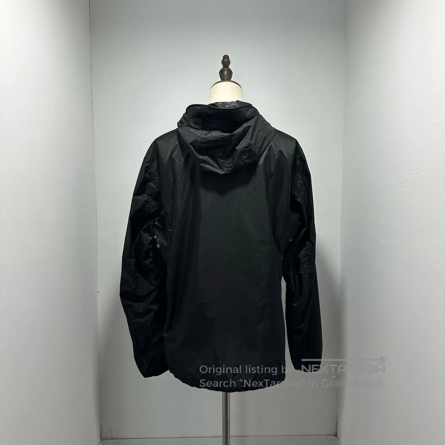 Burberry Burberry Gold Logo Jacket| Size M / US 6-8 / IT 42-44 - 2 Thumbnail