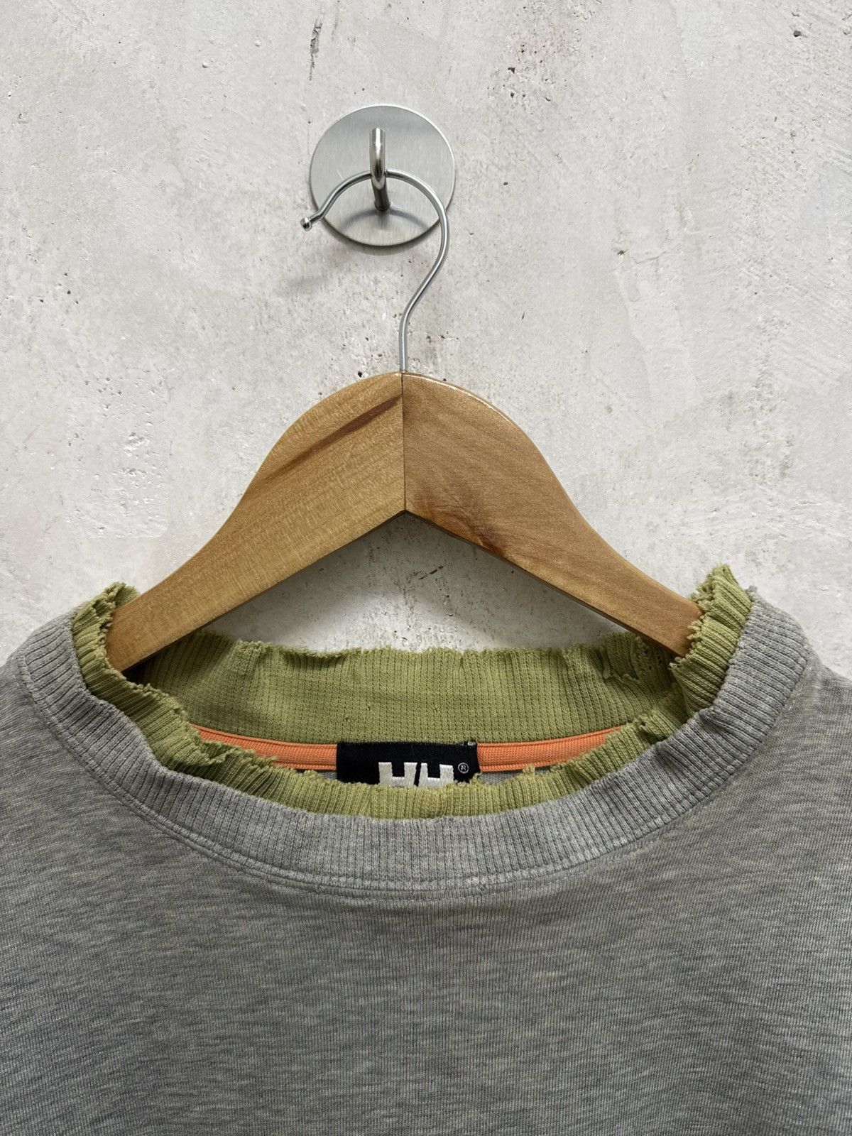 Helly Hansen Distressed Helly Hansen Thrashed Long Sleeve Tees Size US M / EU 48-50 / 2 - 12 Thumbnail