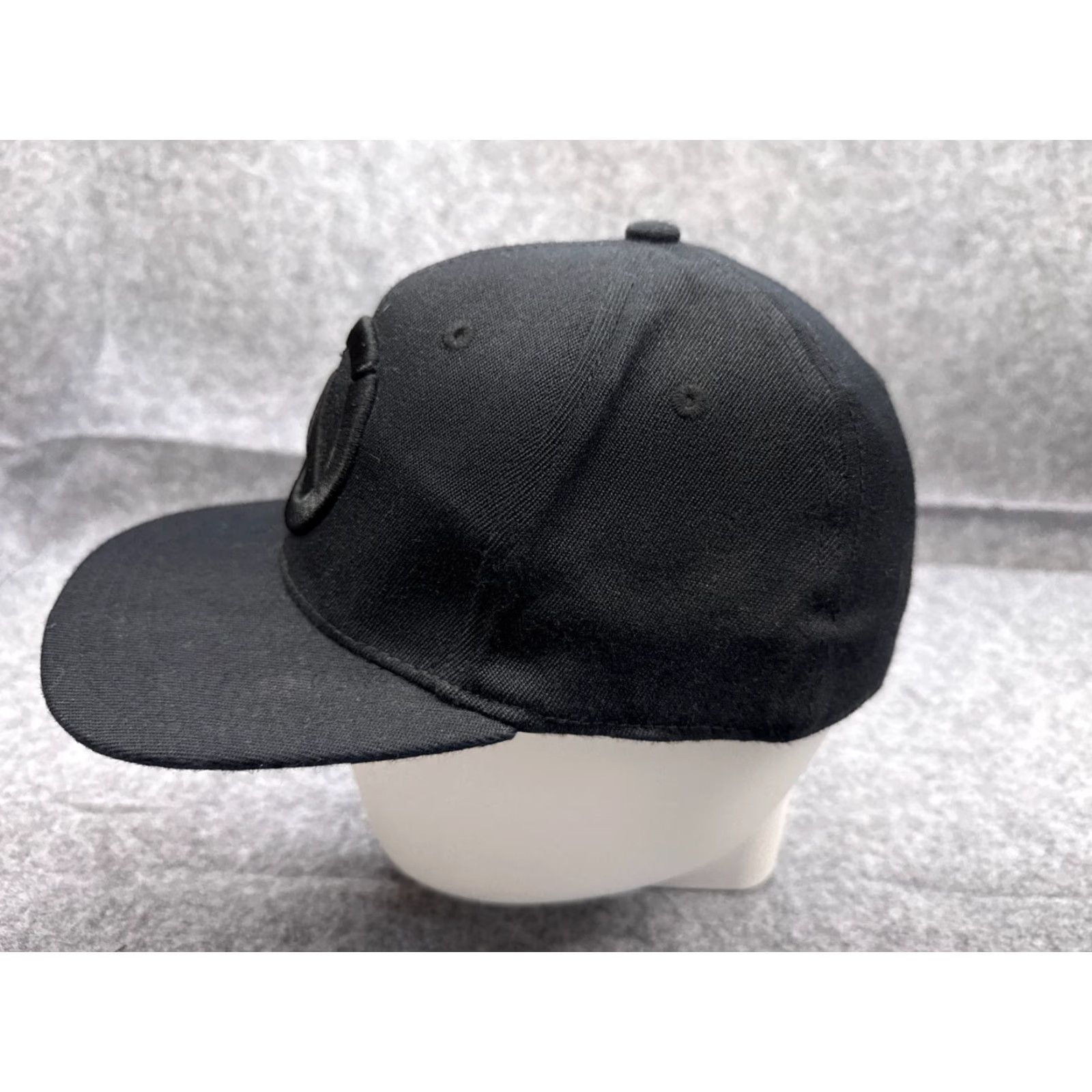 Vintage Jinx Overwatch Hat Cap Fitted Adult One Size Black Wool Blend Baseball Cap Mens Cap- Jinx Blizzard Wool Blend Hat Size ONE SIZE - 4 Thumbnail