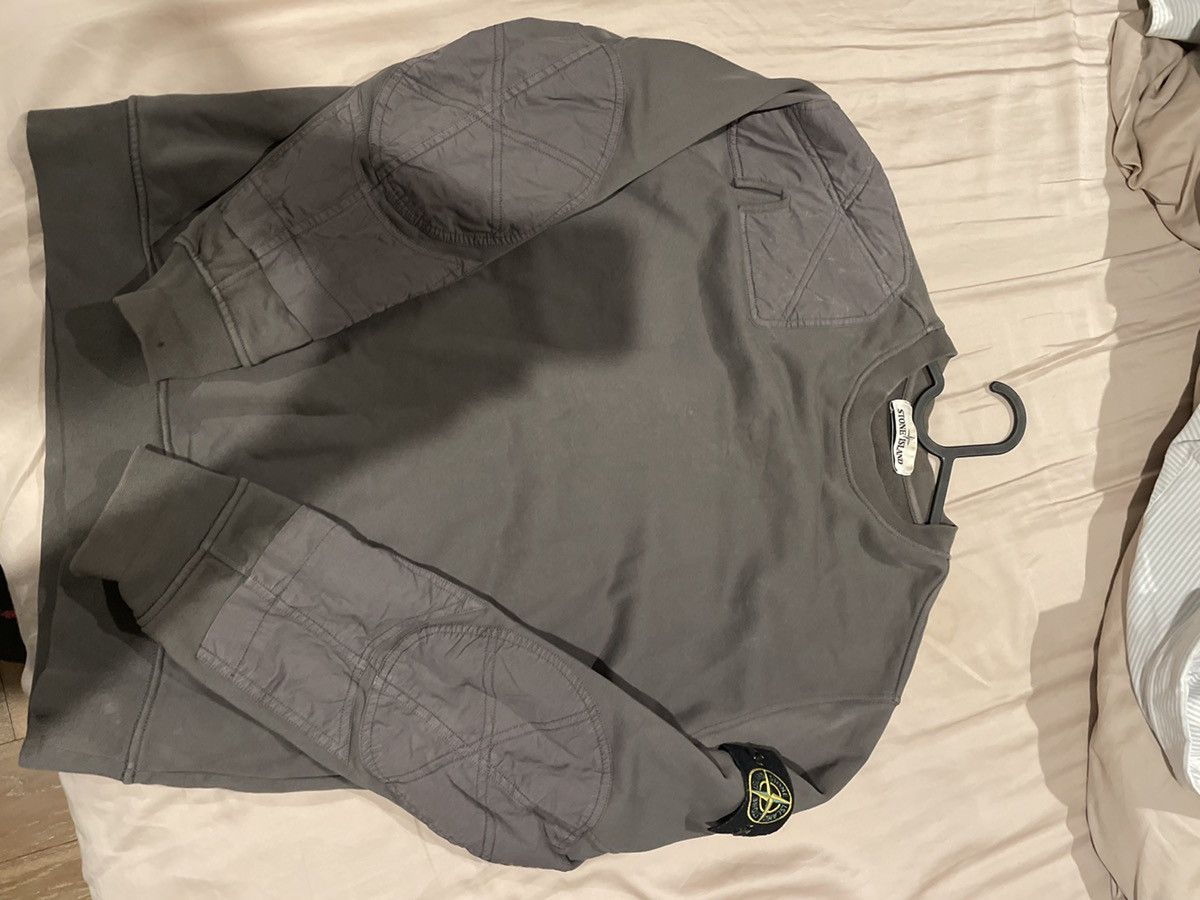 Stone Island Stone Island Men's ‘Sniper Patch’ crewneck Size US M / EU 48-50 / 2 - 1 Thumbnail