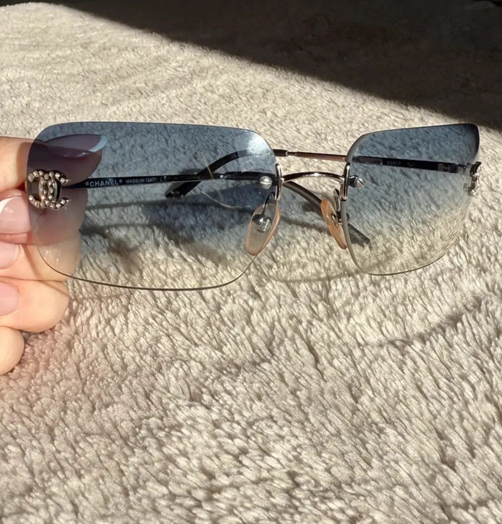 Chanel CHANEL Sunglasses 4017-D Rimless Rhinestone Vintage Size ONE SIZE - 2 Thumbnail