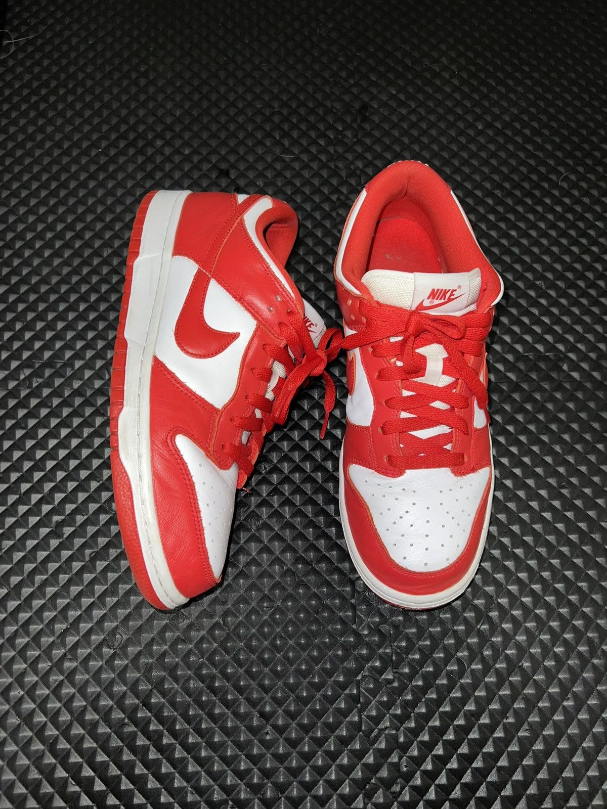 nike dunk low SP university red /white 2020 release