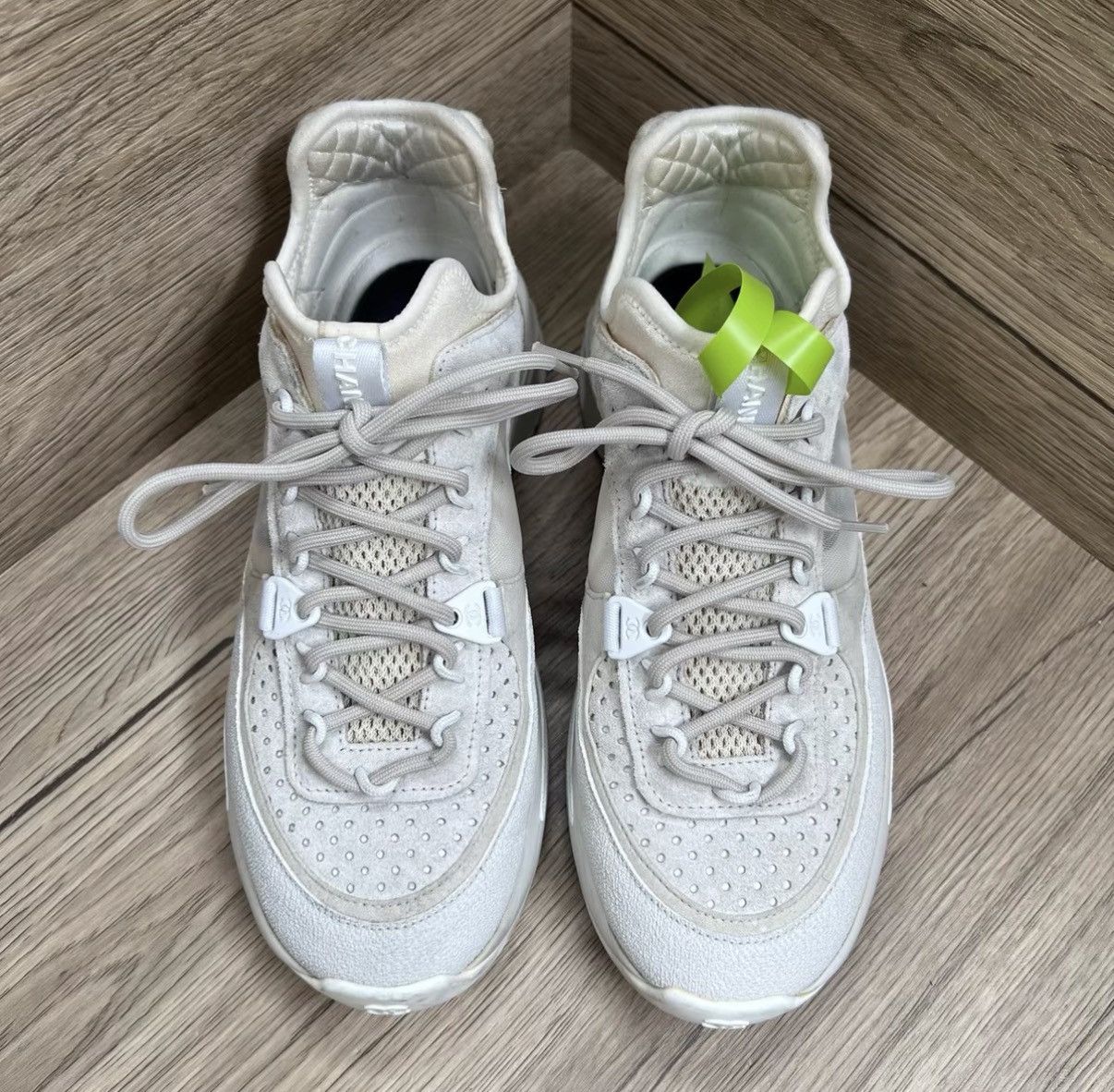 Chanel Chanel Grey Interlocking CC Sneakers J41 Size US 7 / IT 37 - 2 Thumbnail