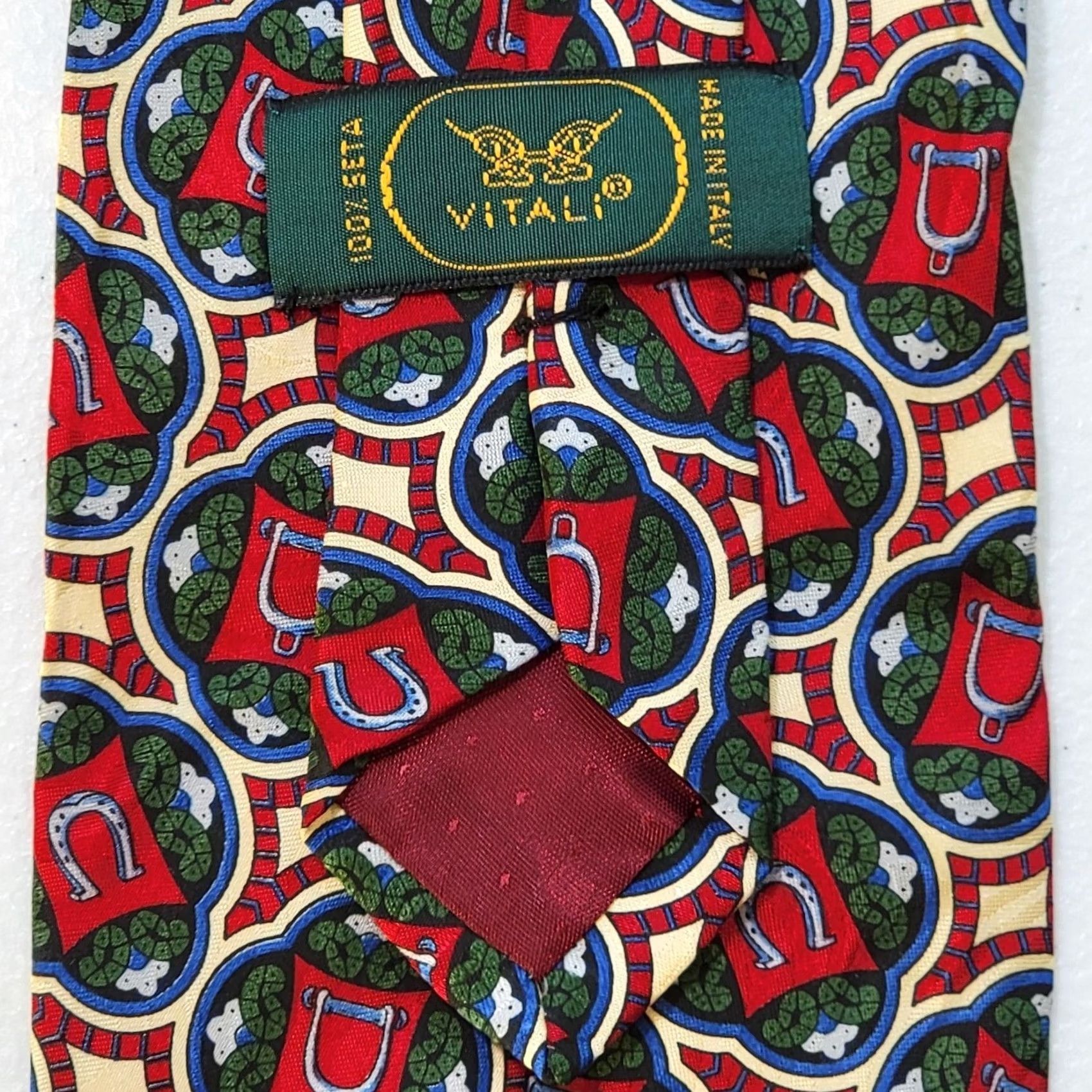 Vintage Vitalit Mens Silk Dress Tie Lucky Horseshoes Red Green Made In Italy 58 X 4 One Size Satin Graphic Tie Business Office Career Formal Size ONE SIZE - 5 Thumbnail