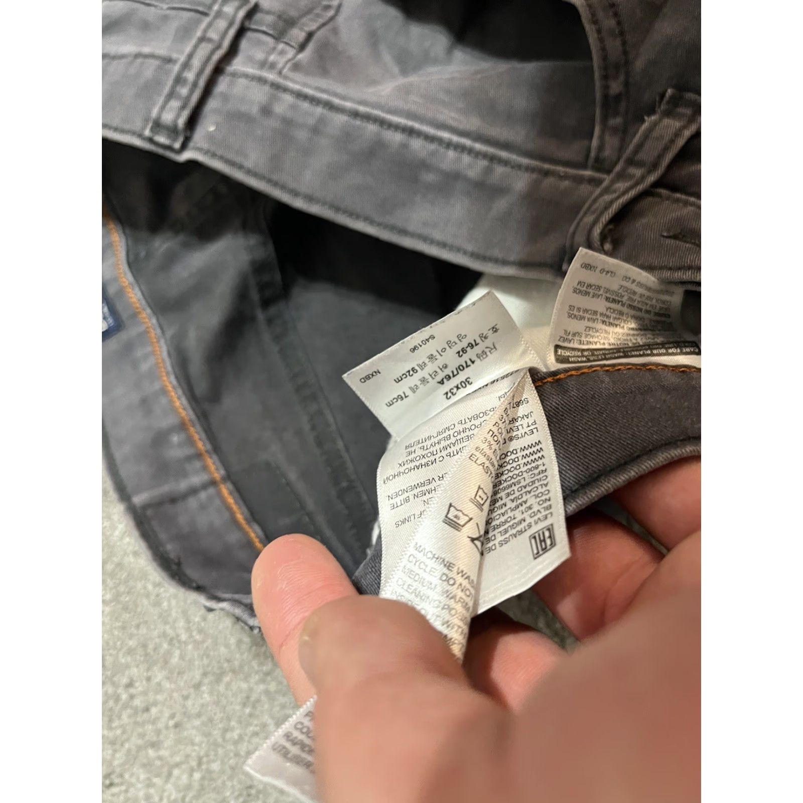 Dockers VINTAGE Dockers Pants Men's Regular Fit Straight Leg Chino 30x32 Gray Slashed Pockets Size US 30 / EU 46 - 6 Thumbnail