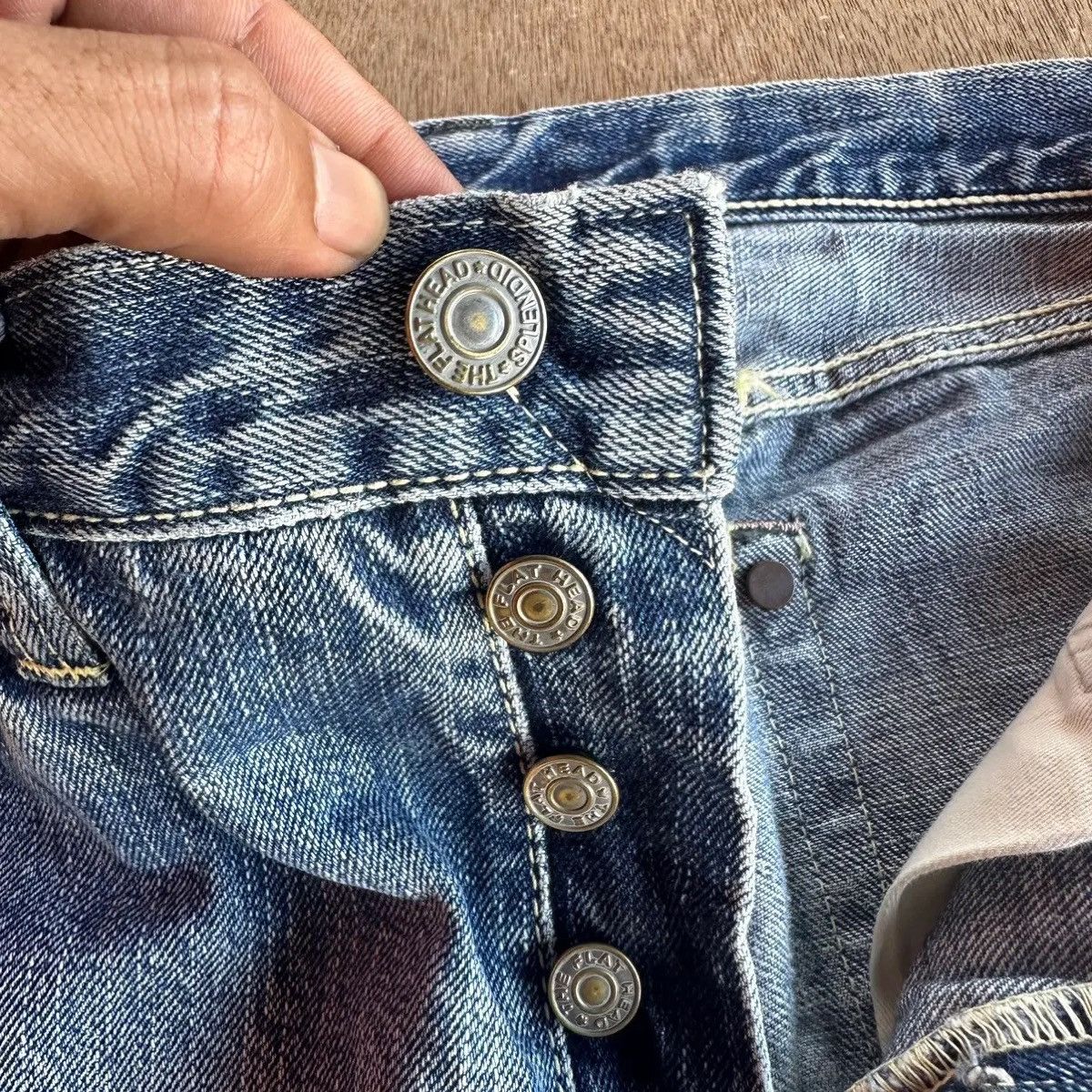 The Flat Head THE FLAT HEAD 18oz DENIM SELVEDGE/REDLINE DISTRESSED PANTS Size US 30 / EU 46 - 11 Thumbnail