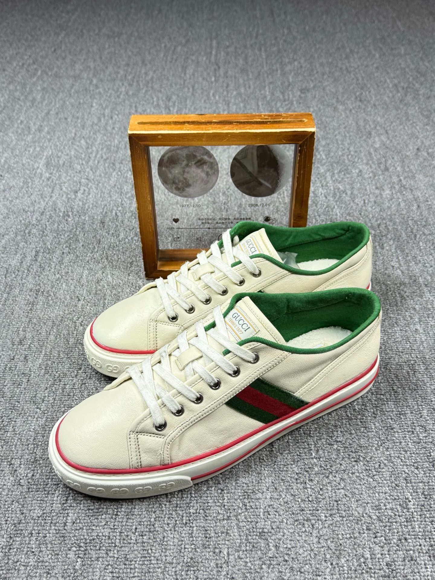 Gucci Gucci Tennis White Lowtop Sneakers 9 Men Size US 9 / EU 42 - 1 Thumbnail