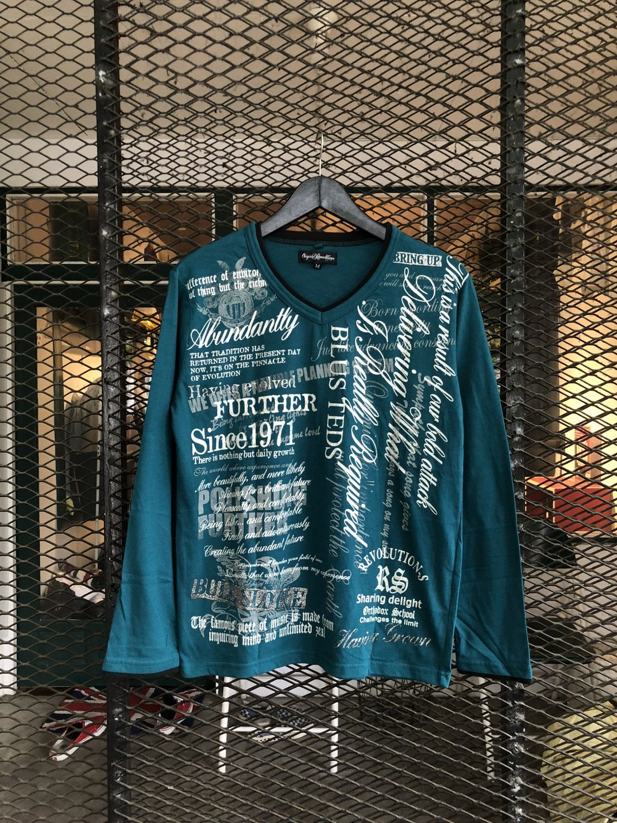 Hysteric Glamour JAPANESE POEM ORIGINAL REMAK GEAR LONGSLEEVE Size US M / EU 48-50 / 2 - 1 Thumbnail