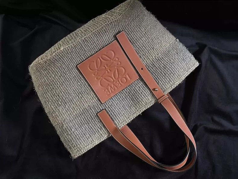 Loewe loewe Lambskin tote bag 2503-Nextarrow Size ONE SIZE - 7 Thumbnail
