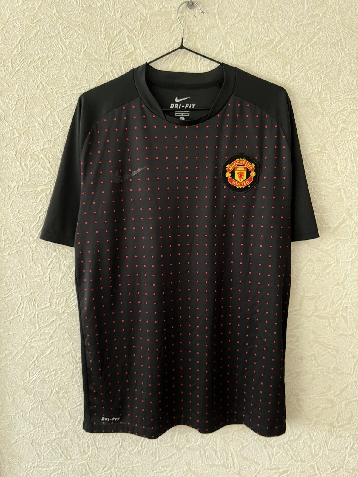 Vintage NIKE MANCHESTER UNITED TRAINING Football Shirt Soccer Jersey Size US L / EU 52-54 / 3 - 7 Thumbnail