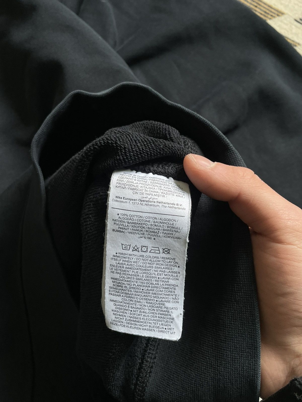 Other Vintage Nike Y2K Basic Logo Sweatshirt Size US S / EU 44-46 / 1 - 7 Thumbnail