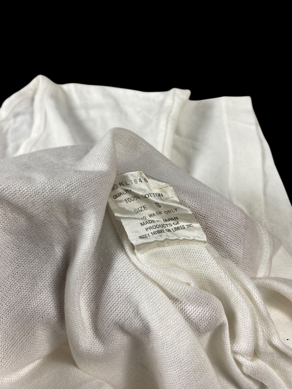 Issey Miyake Issey Miyake Tee Size S / US 4 / IT 40 - 11 Thumbnail