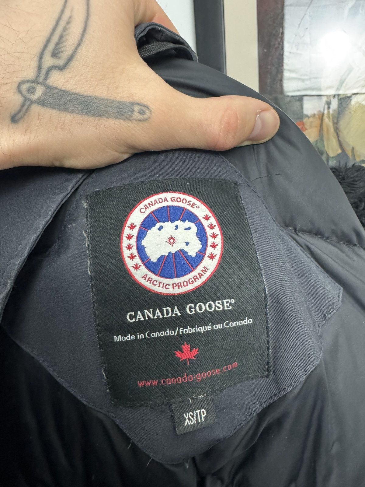 Canada Goose Canada Goose Expedition Navy Down Fur Coat Parka Jacket Size XS / US 0-2 / IT 36-38 - 11 Thumbnail