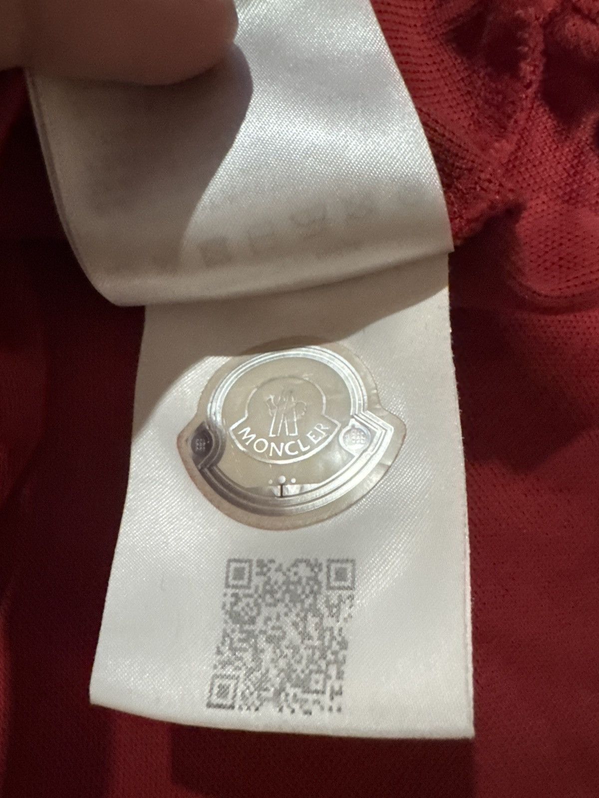 Moncler red moncler polo Size US M / EU 48-50 / 2 - 5 Thumbnail