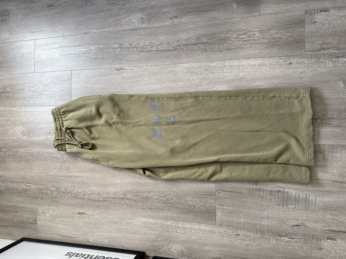 The GV Gallery Rasberry Hills RSP 3 Sweats Size US 34 / EU 50 - 2 Thumbnail