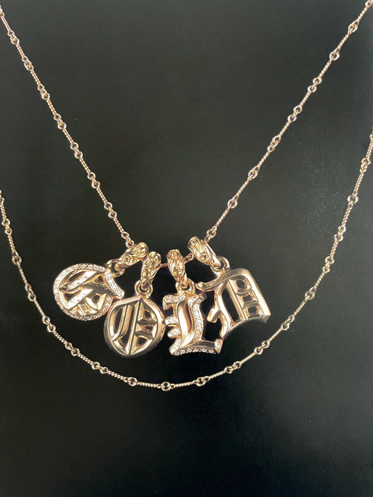 Chrome Hearts Chrome Hearts gold necklace 8x11 magazine cutout Poster Size ONE SIZE - 2 Thumbnail