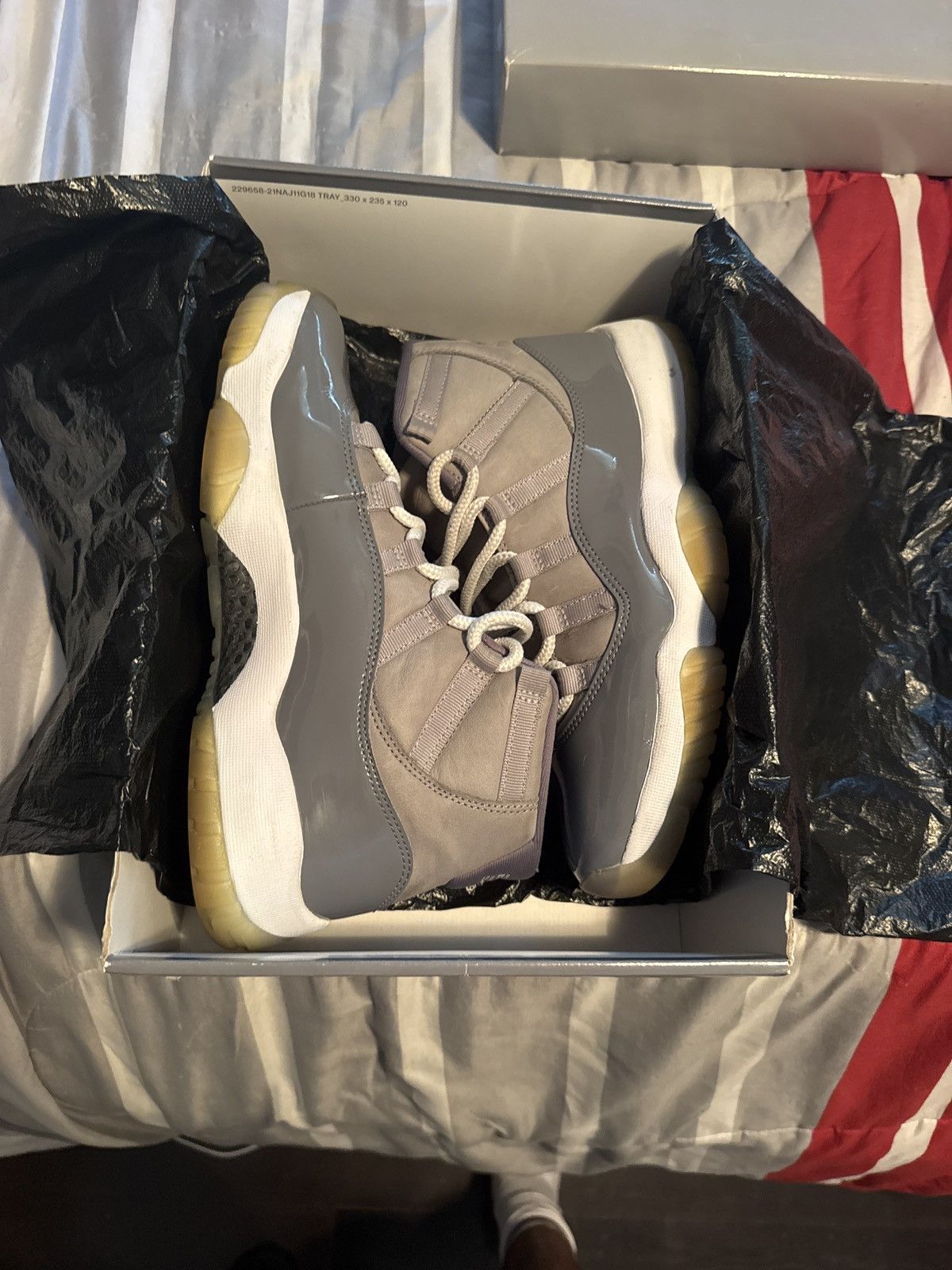 Jordan Brand Jordan 11’s Cool Grey Size US 9 / EU 42 - 7 Thumbnail