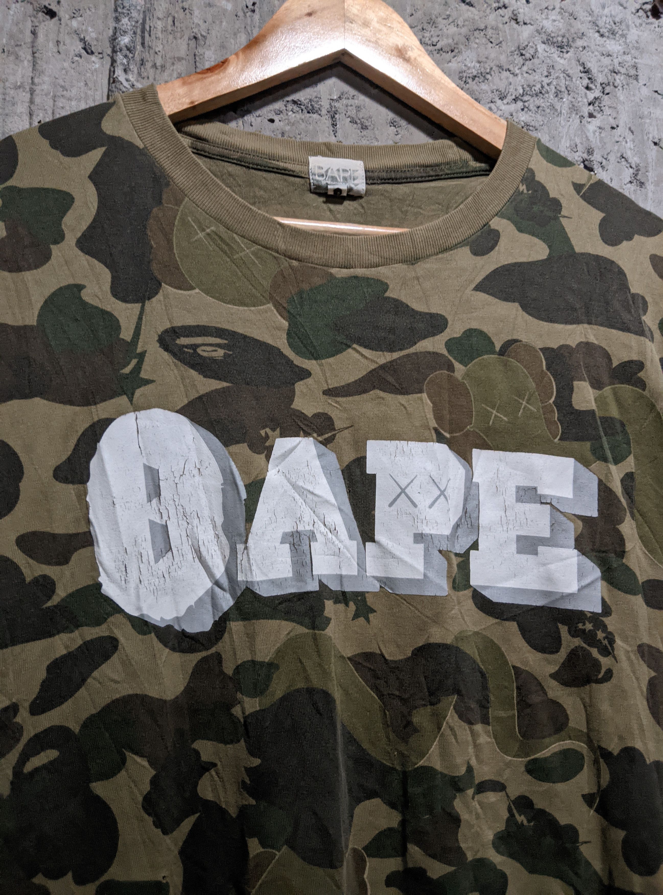 Vintage Vintage 2005 bape x kaws first collab camo t shirt Size US XL / EU 56 / 4 - 3 Thumbnail