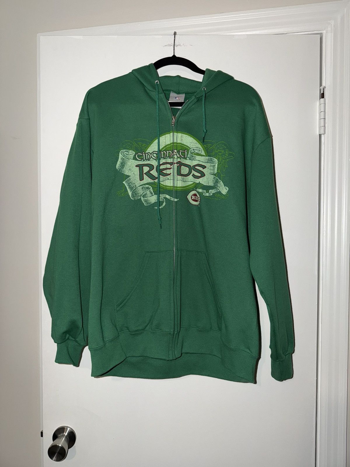 MLB Green St Patricks Day Cincinnati Reds Full Zip Hoodie Size L Size US L / EU 52-54 / 3 - 1 Thumbnail