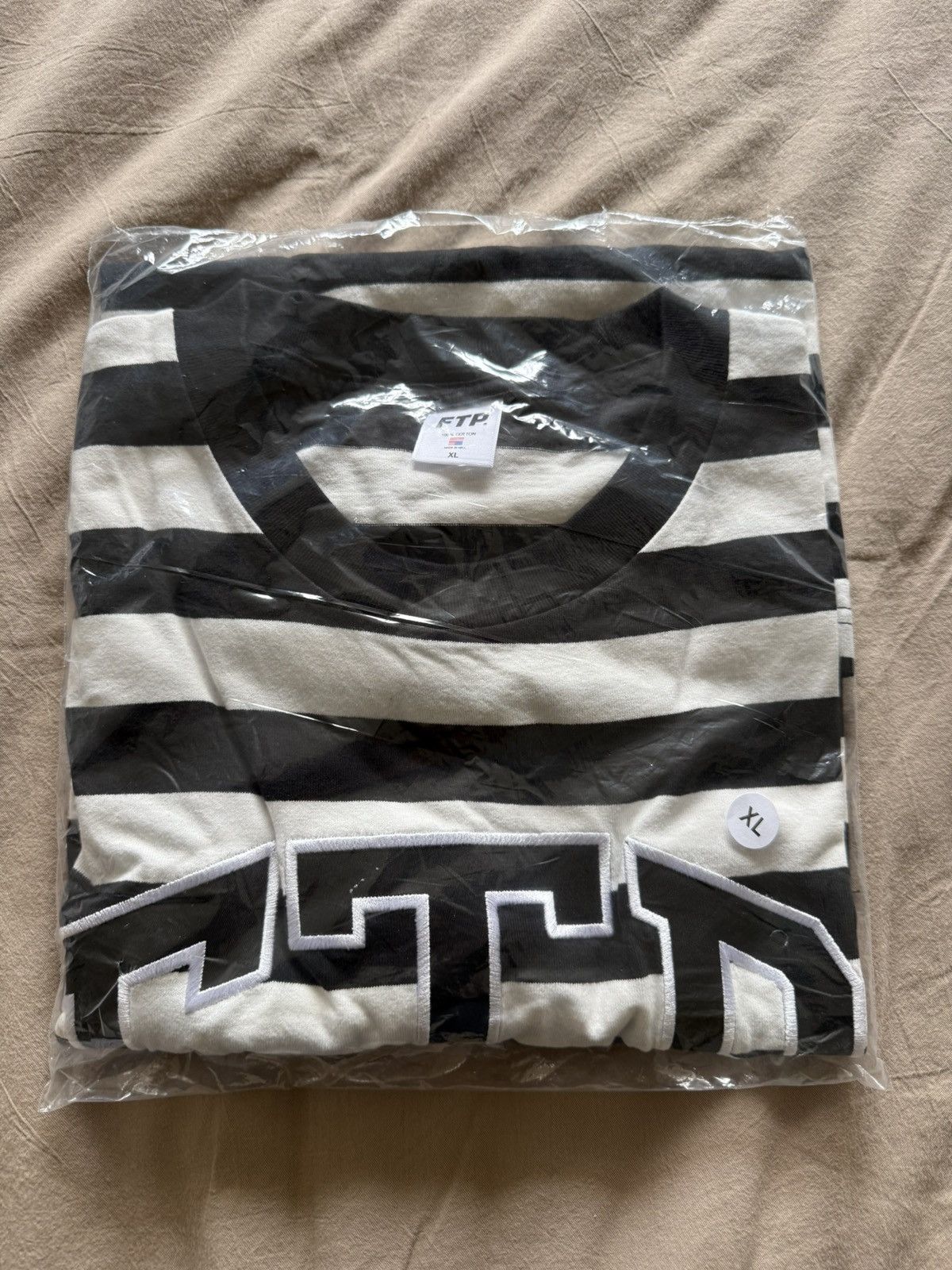 Fuck The Population FTP Striped Arch Logo Tee Black Size US XL / EU 56 / 4 - 1 Thumbnail