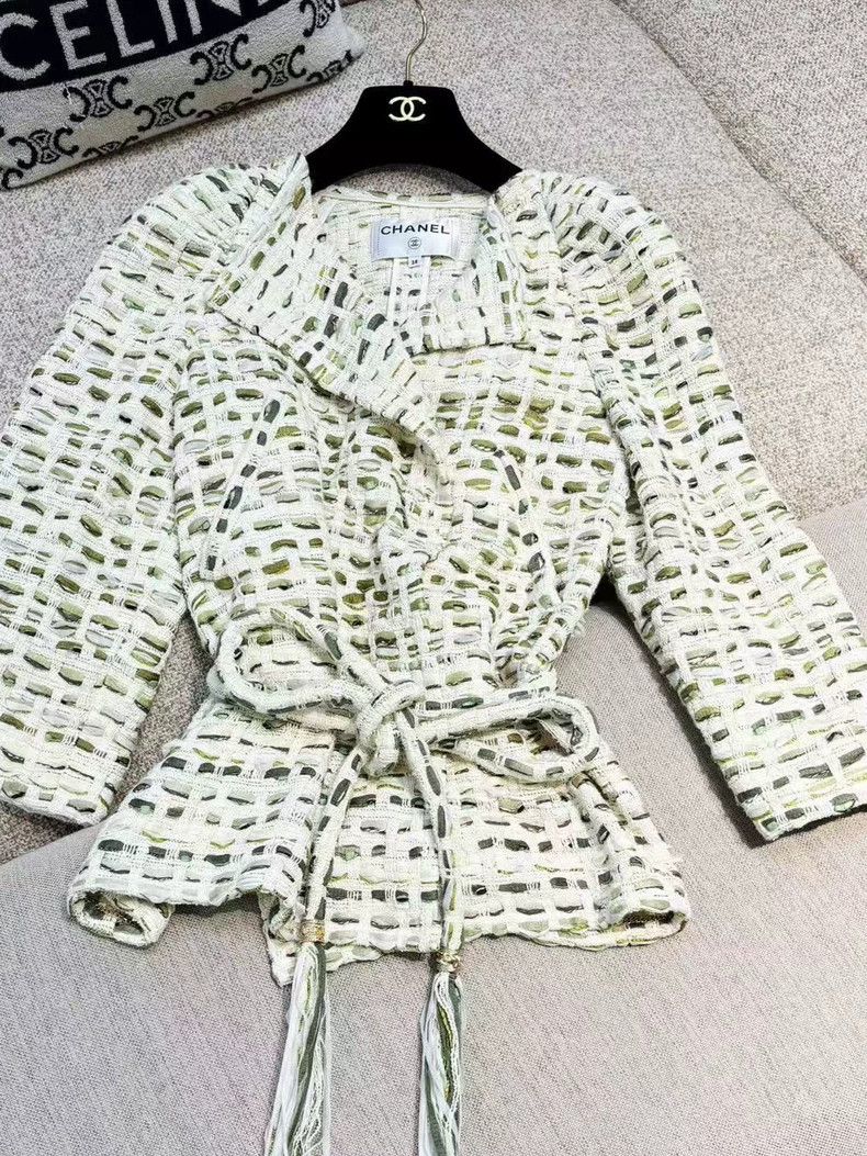Chanel Chanel 18C Greek series green mixed color bathrobe braided Size XS / US 0-2 / IT 36-38 - 2 Thumbnail