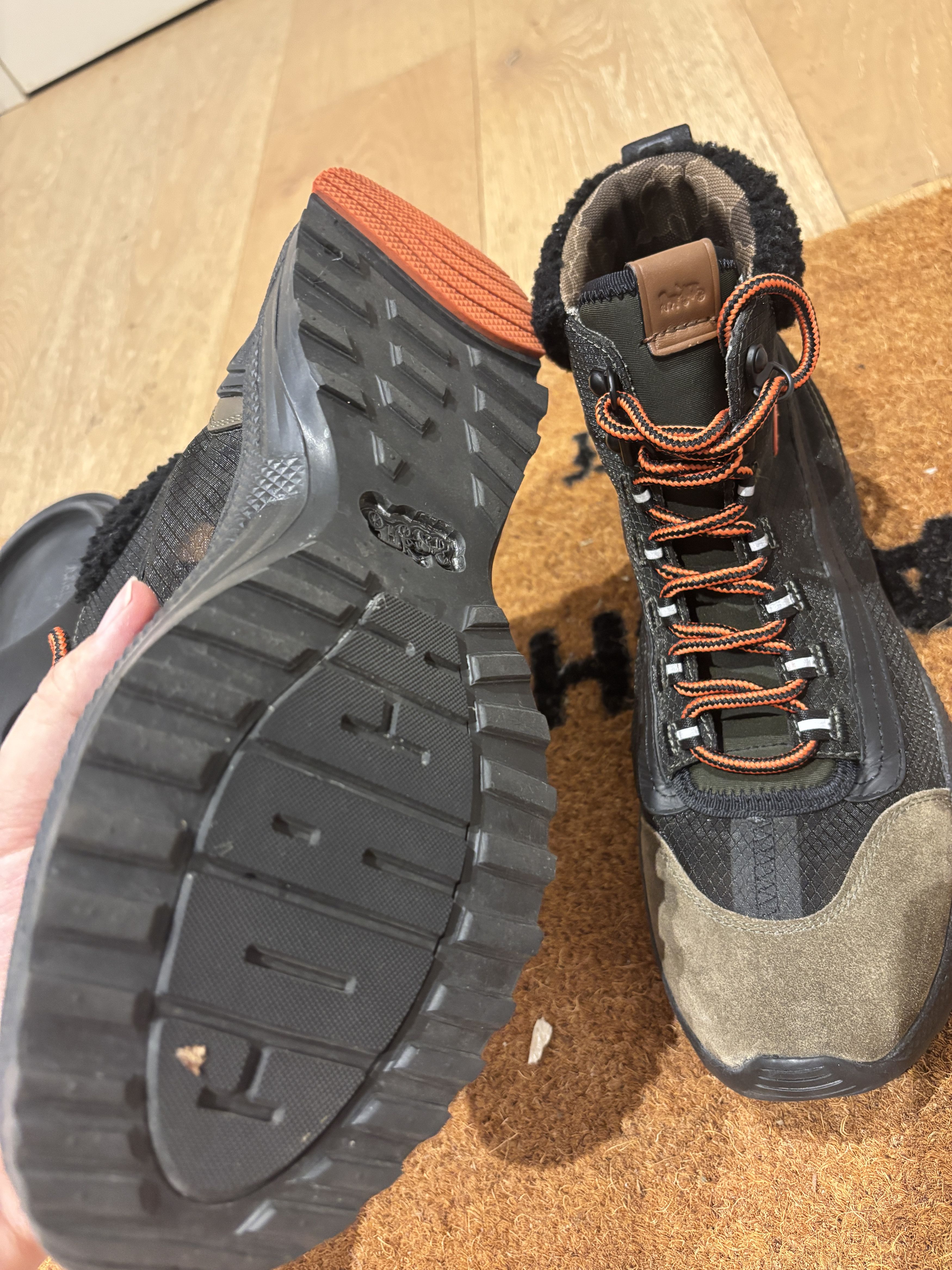 Coach Coach x Naruto City Hiker Size US 9.5 / EU 42-43 - 2 Thumbnail