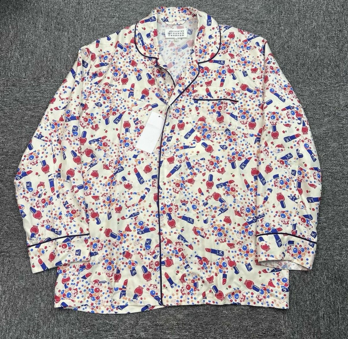 Maison Margiela Maison Margiela Printed Mulberry Silk Shirt K12 Size M / US 6-8 / IT 42-44 - 1 Thumbnail