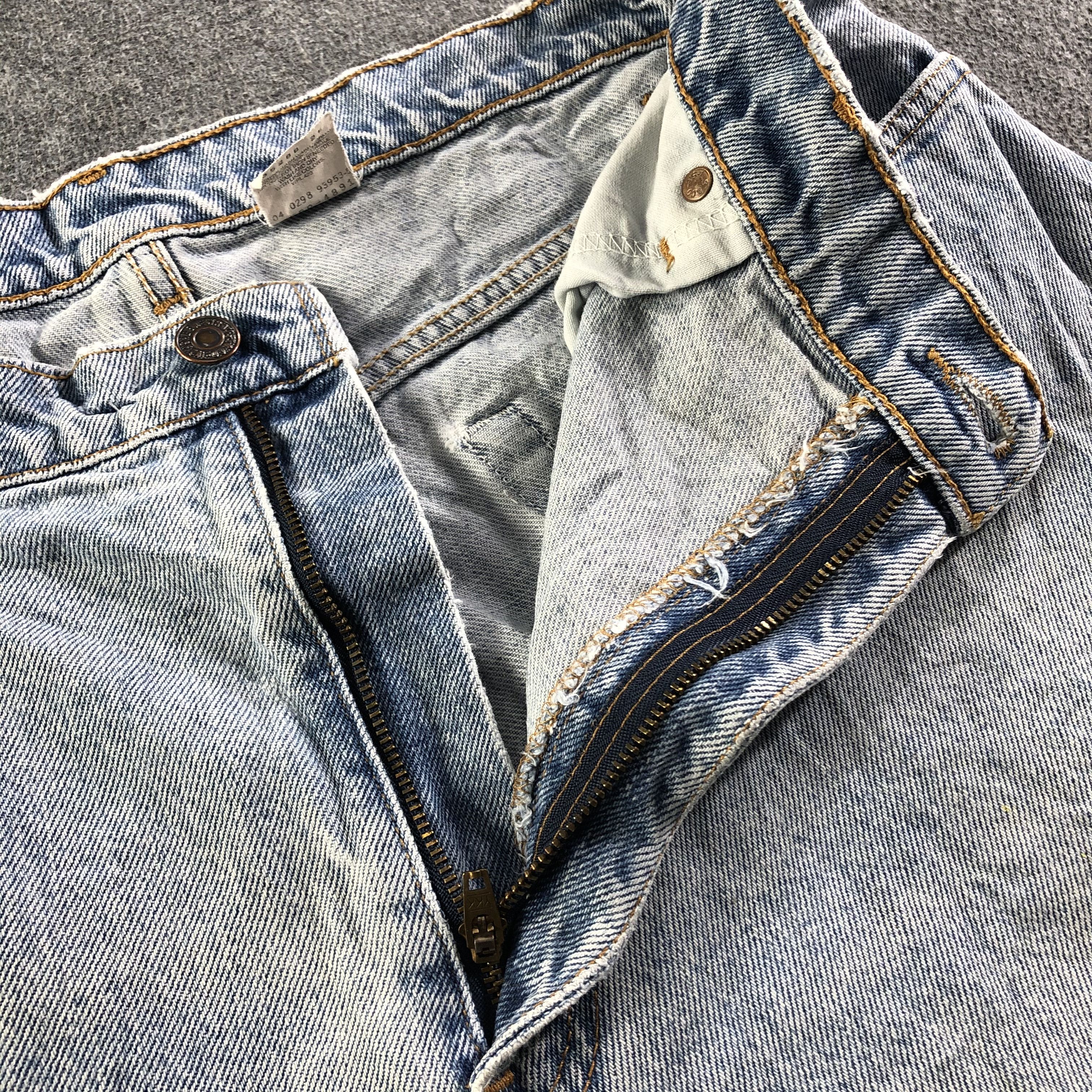 Levi's 90s Vintage Light Wash Levis 560 Jeans-J3241 Size US 34 / EU 50 - 9 Thumbnail
