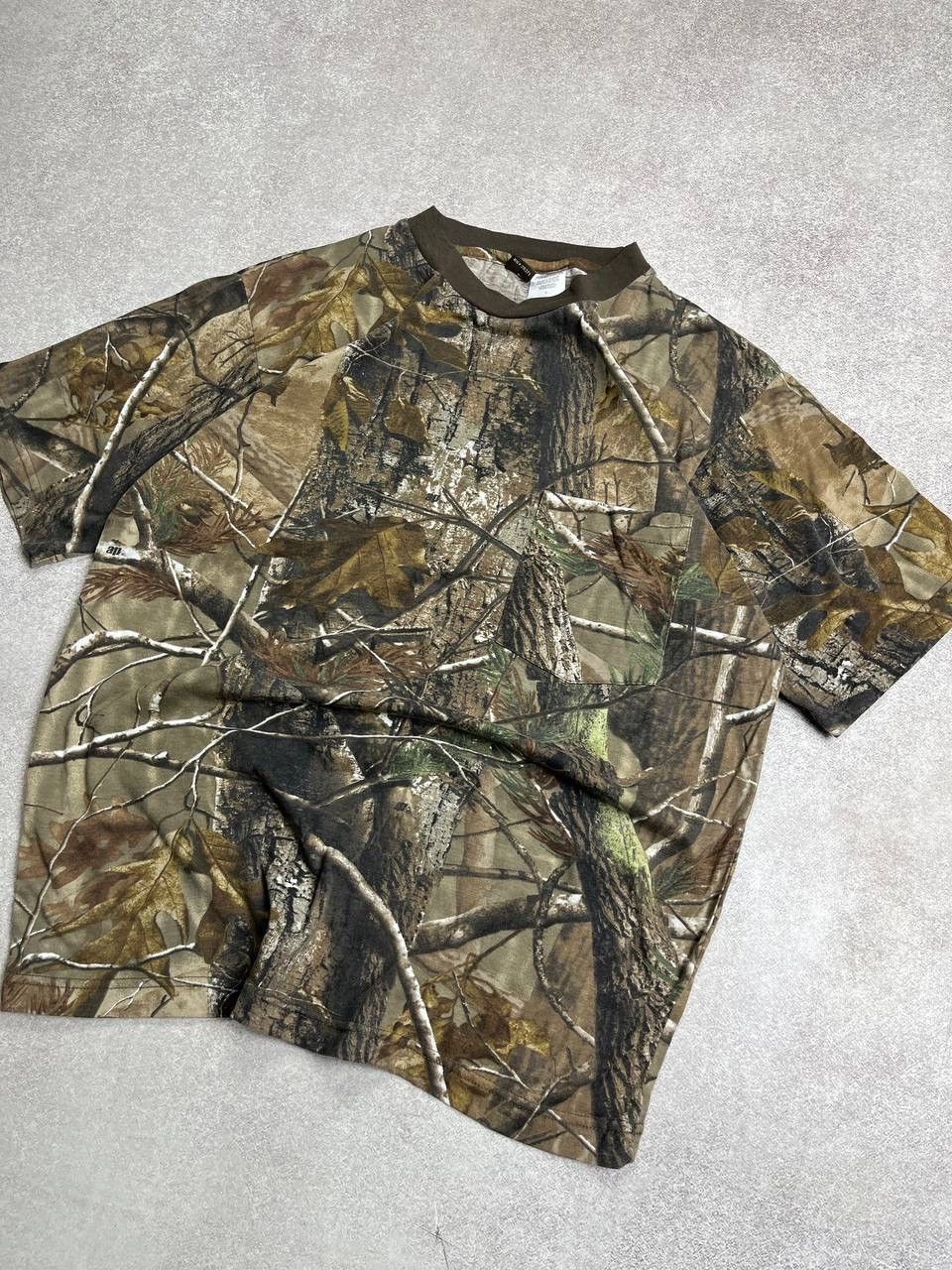 Japanese Brand × Realtree × Vintage Vintage Realtree 3D Camo Boxy T-shirt Y2K L Size US L / EU 52-54 / 3 - 2 Thumbnail