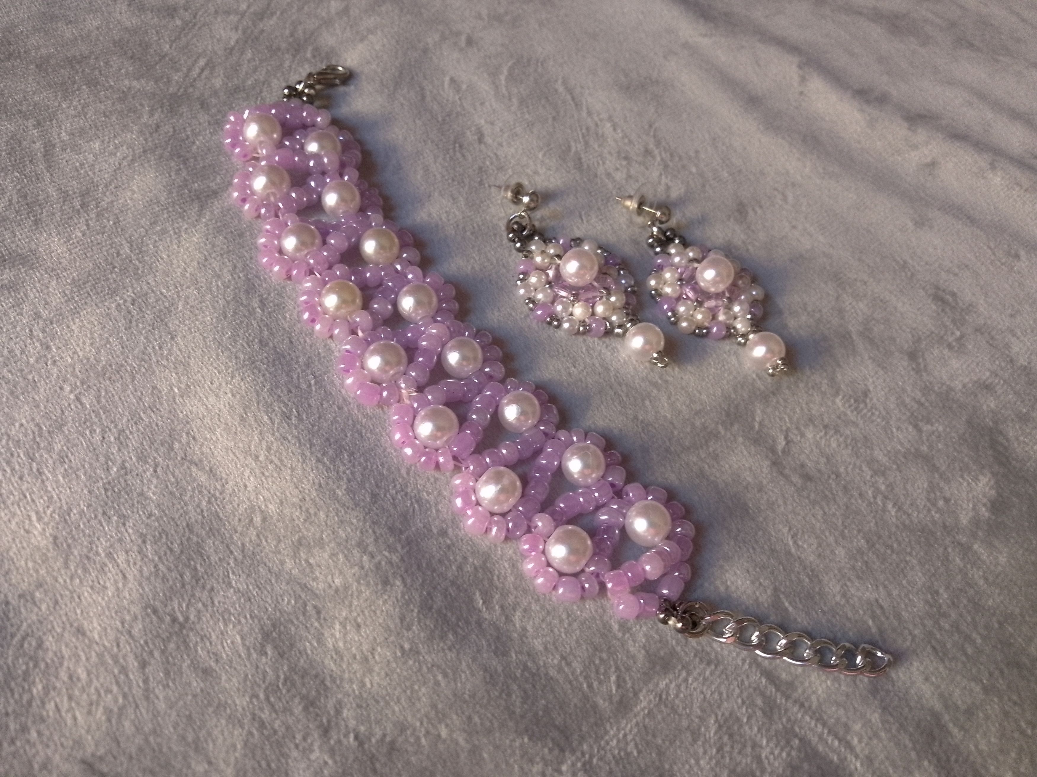 Handmade Bracelet. Pearls, light purple. Zig zag. Earrings Size ONE SIZE - 3 Thumbnail