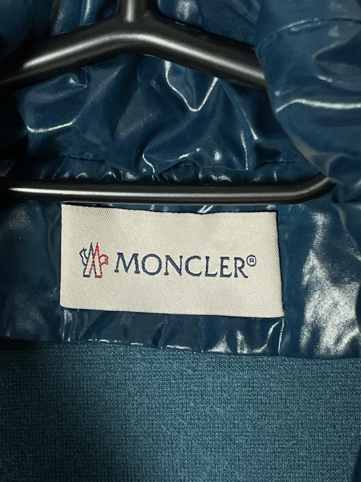 Moncler Moncler Luxury Velour Glamour Zip-Up Hoodie Size XS / US 0-2 / IT 36-38 - 9 Thumbnail