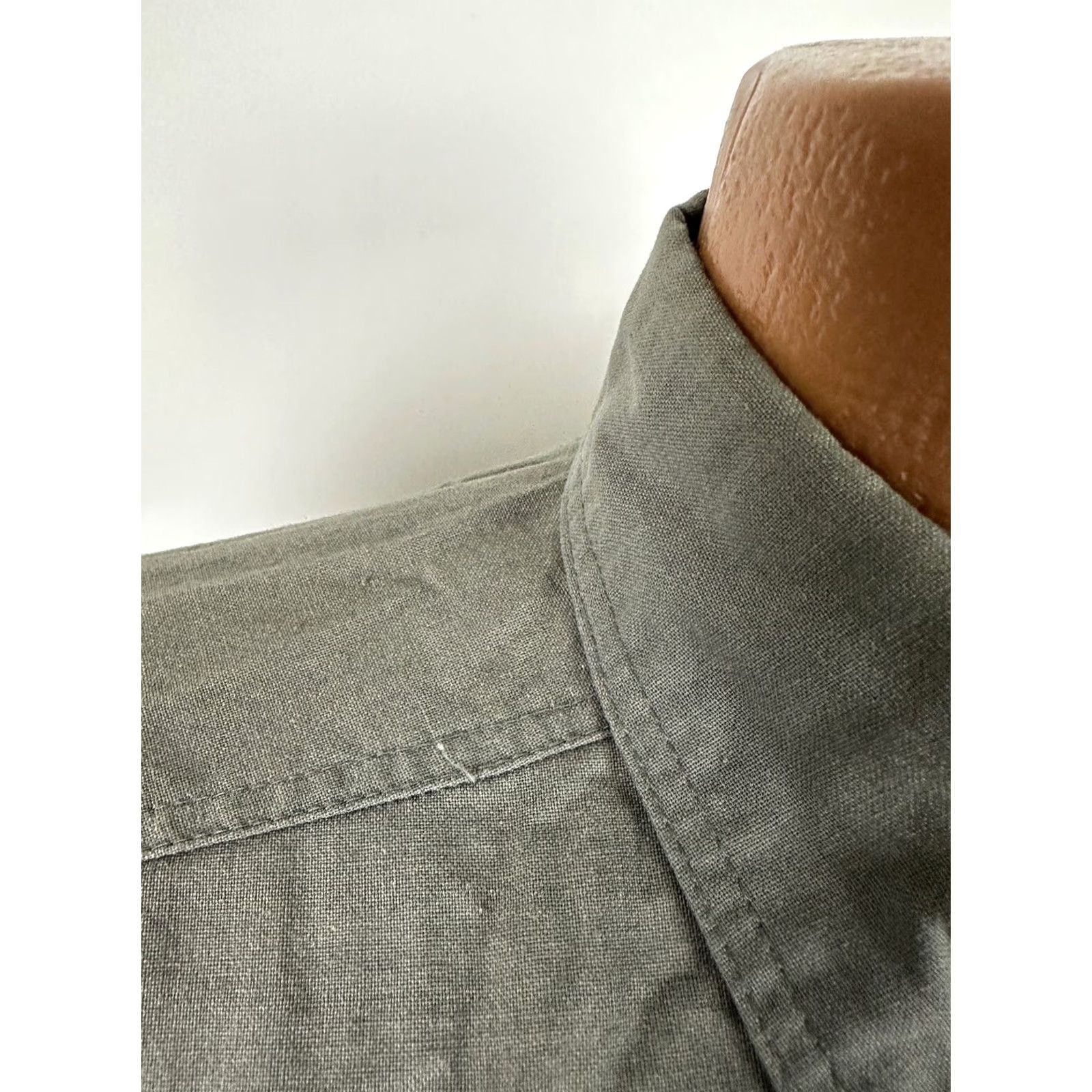 Bugle Boy VINTAGE Bugle Boy Shirt Men Medium Short Sleeve Button-Down Casual 90s Logo Pocket, Gray, Cotton/Polyester, Button Up Mens Shirt Size US M / EU 48-50 / 2 - 5 Thumbnail
