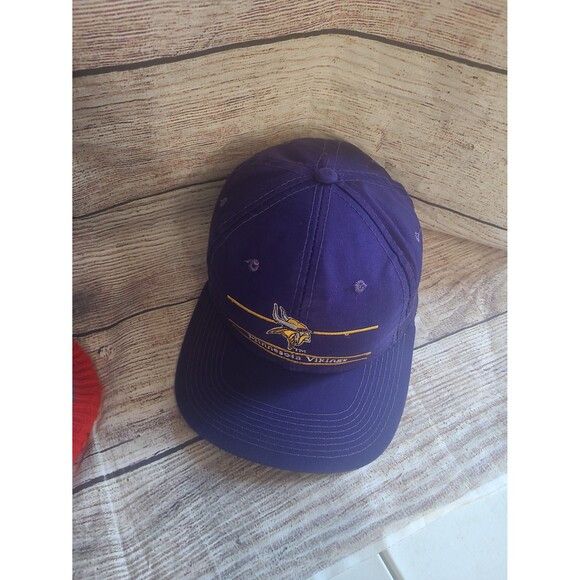 American Needle Vtg Minnesota Vikings Ann co snapback hat Split bar Size ONE SIZE - 6 Thumbnail