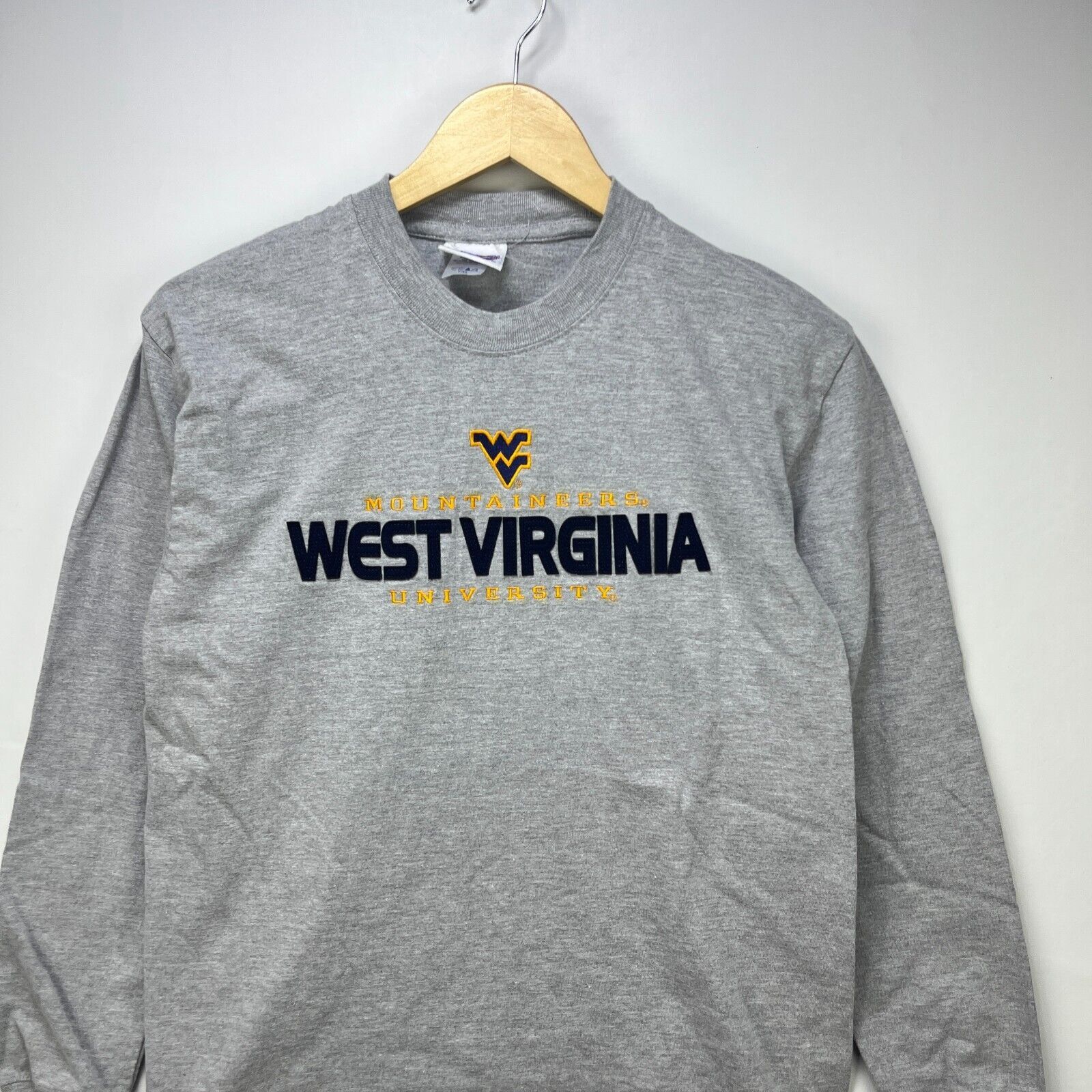 Vintage Vintage 90s West Virginia Mountaineers Youth XL Embroidered Size US XL / EU 56 / 4 - 2 Thumbnail