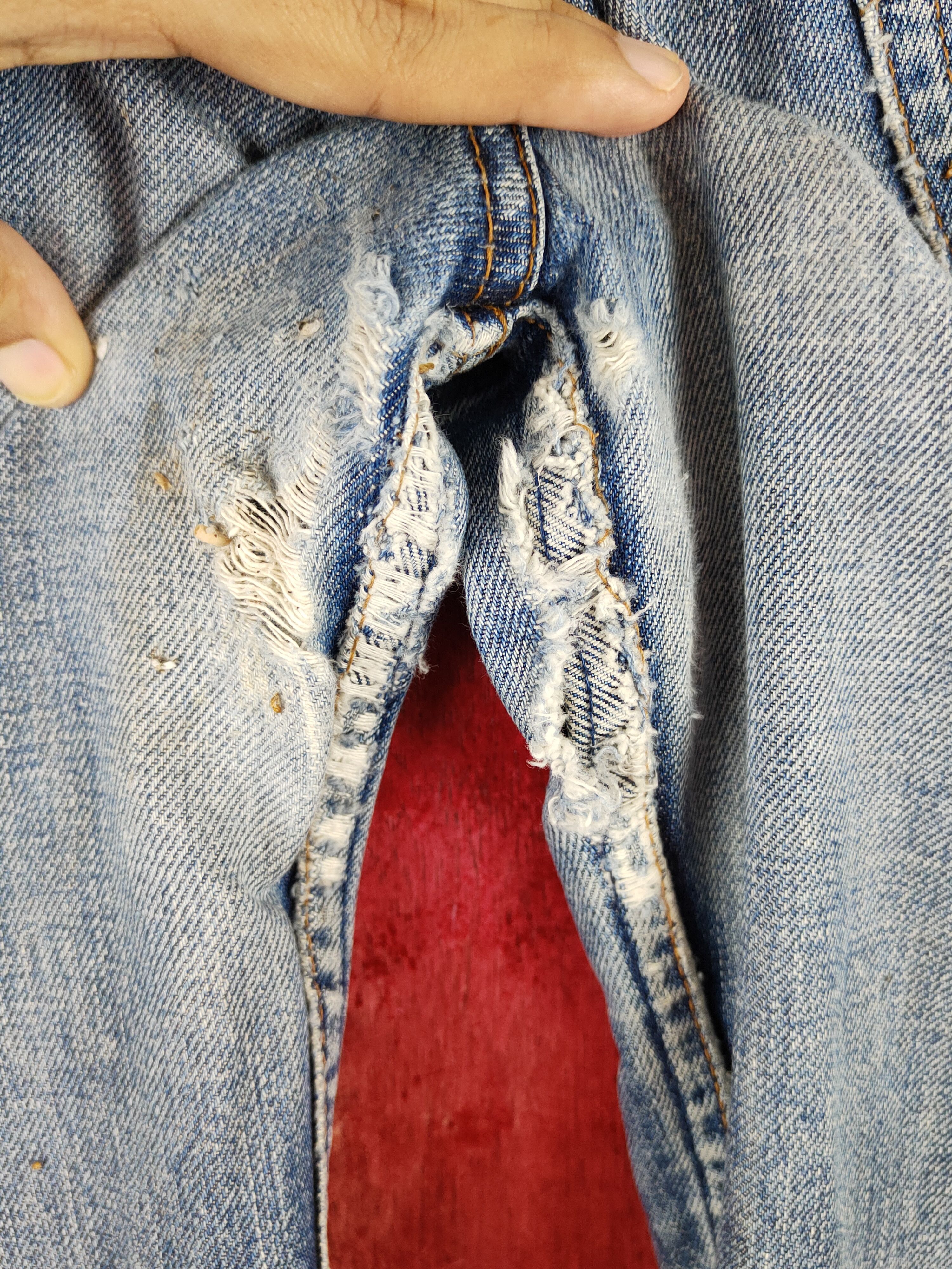 Levi's Levi's Blue Distressed Ripped Jeans #S2122 Size US 26 / EU 42 - 9 Thumbnail