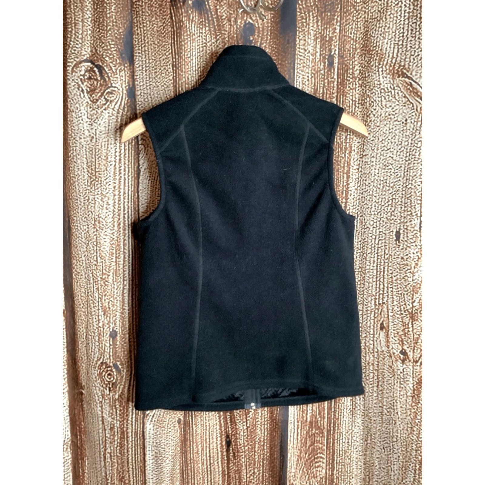 Patagonia Patagonia Synchilla Vest Women’s S Black Full Zip Sleeveless Embroidered Vest Womens Short Jacket Autumn Winter Outdoor Size S / US 4 / IT 40 - 3 Thumbnail