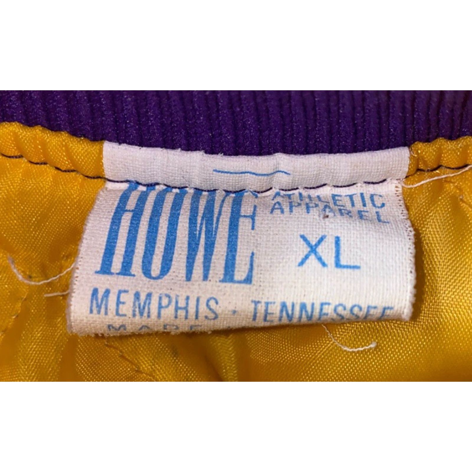 Vintage VINTAGE Howe Jacket Mens Purple/Yellow Quilt Lined Snap Button XL Yellow Regular Nylon Coat Size US XL / EU 56 / 4 - 7 Thumbnail