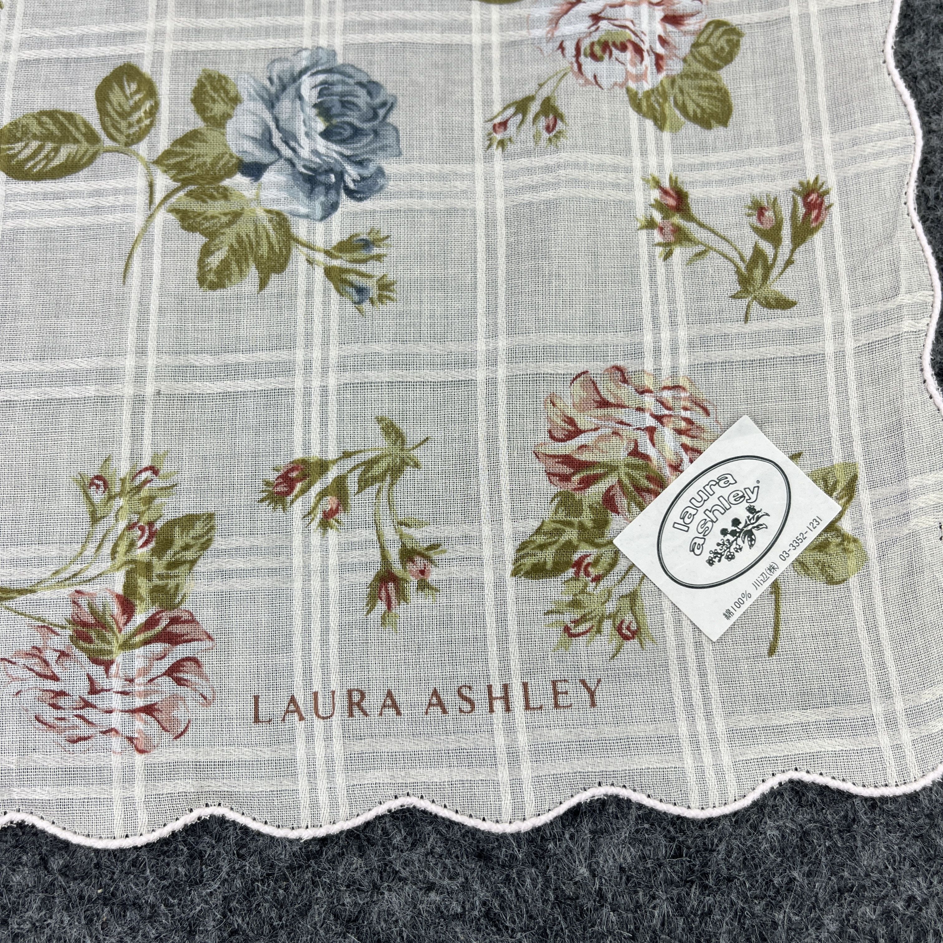 Laura Ashley Laura Ashley Handkerchief / Bandana / Neckerchief B106 Size ONE SIZE - 4 Thumbnail