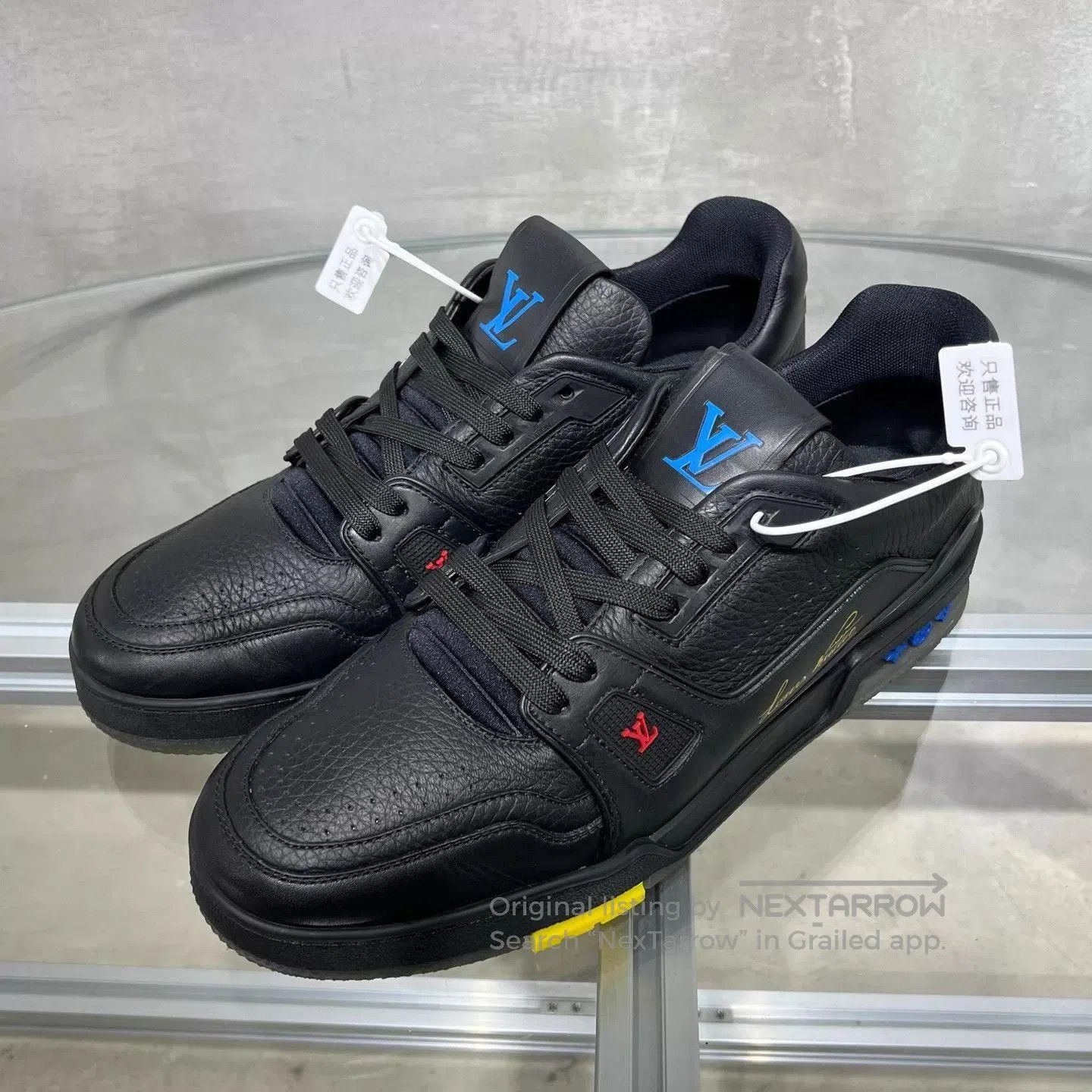 Louis Vuitton Black Low-Top Leather Sneakers. Size US 9.5 / EU 42-43 - 2 Thumbnail