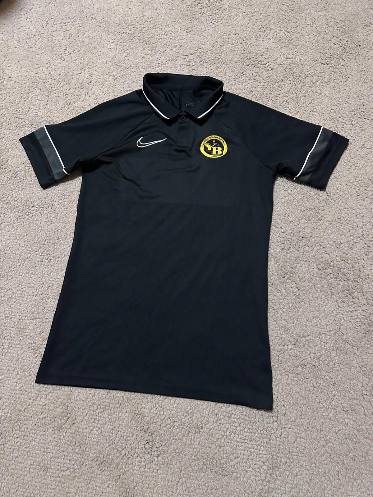 Nike Young Boys Mens Training Polo Jersey 2021/22 Nike T-Shirt Size US L / EU 52-54 / 3 - 2 Thumbnail