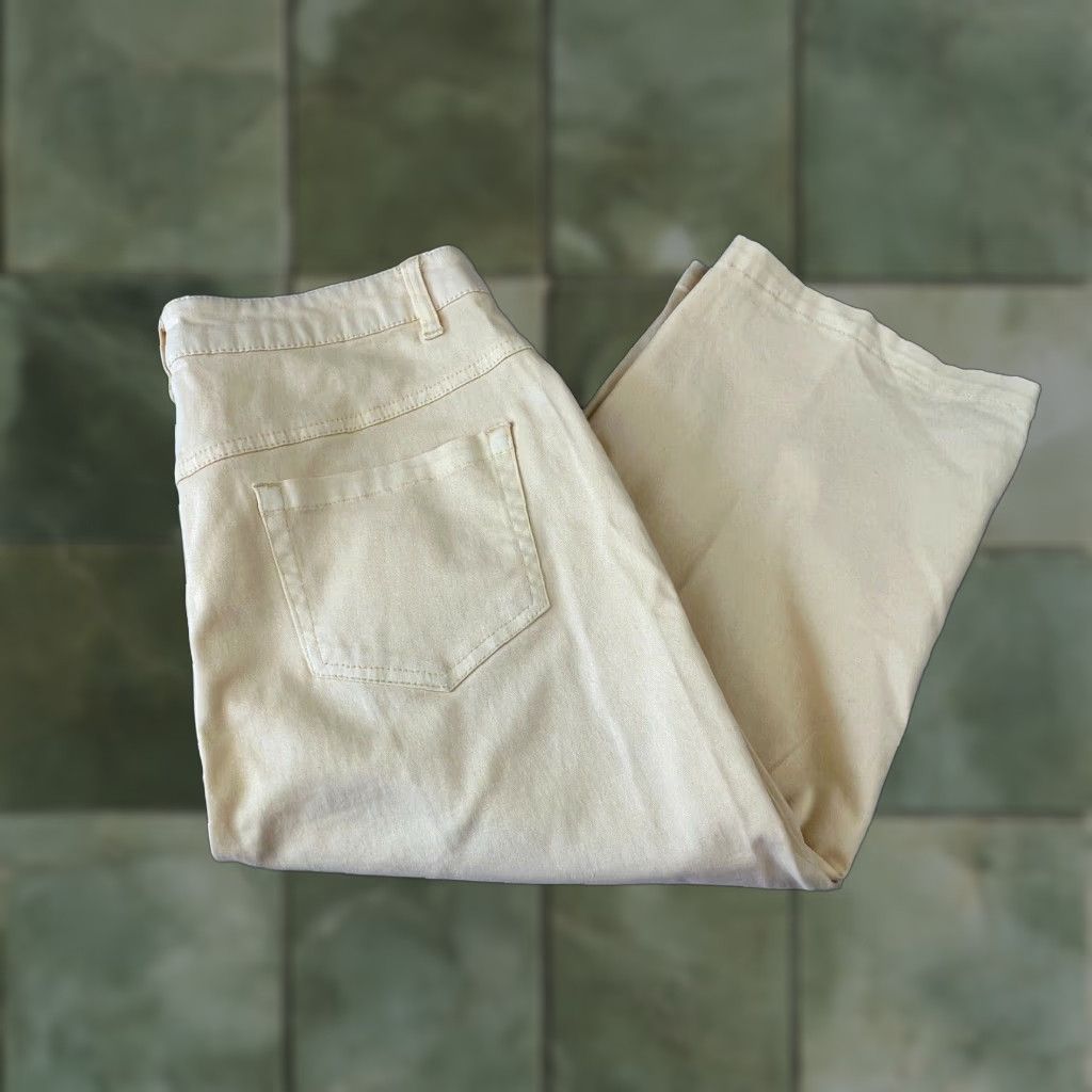 Vintage Devyn Lily Womens High Rise Yellow Capri Jeans 4 Ladies Size 27" / US 4 / IT 40 - 1 Thumbnail