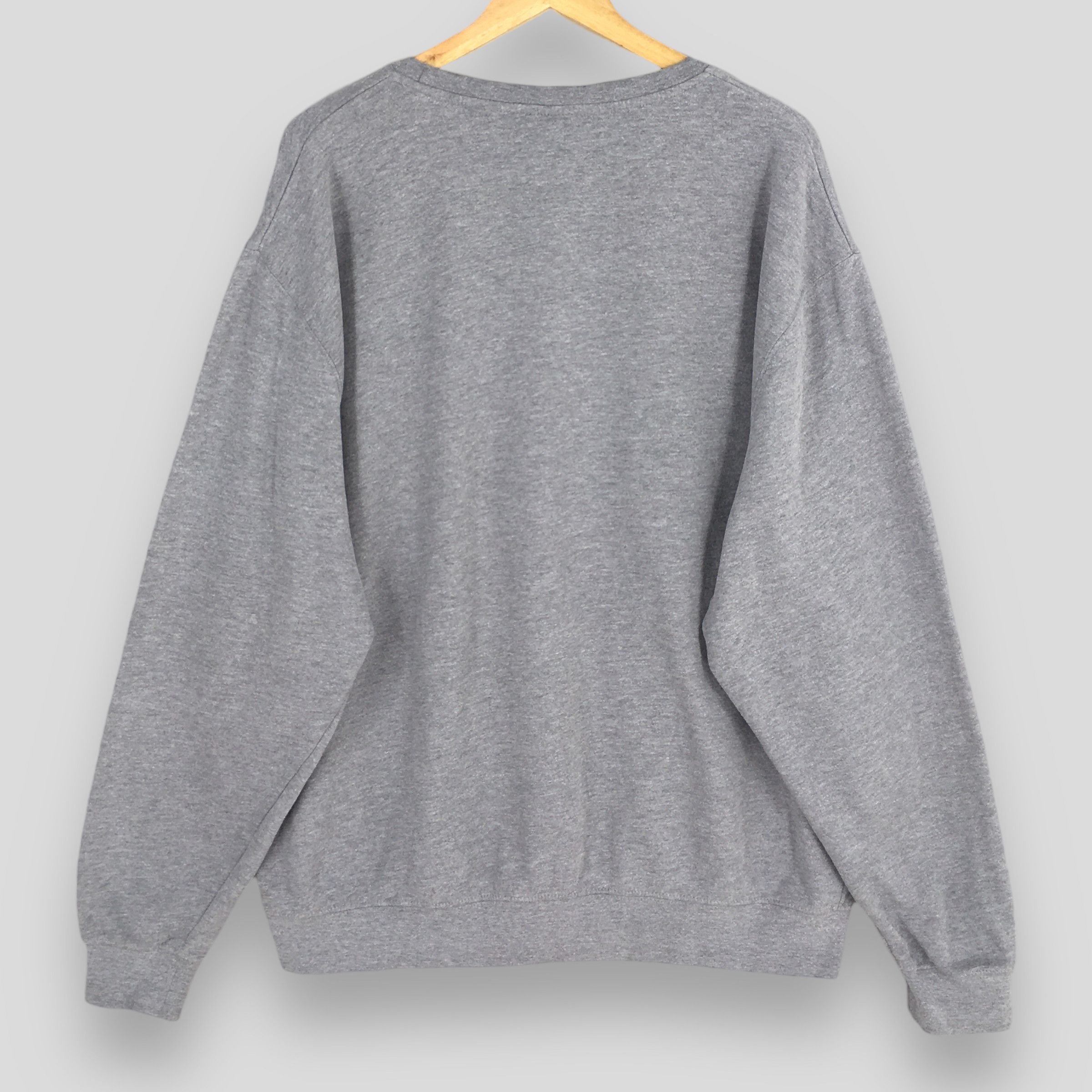 NCAA × Vintage Vintage University Notre Dame Gray Sweatshirt 2XLarge Size US XXL / EU 58 / 5 - 7 Thumbnail
