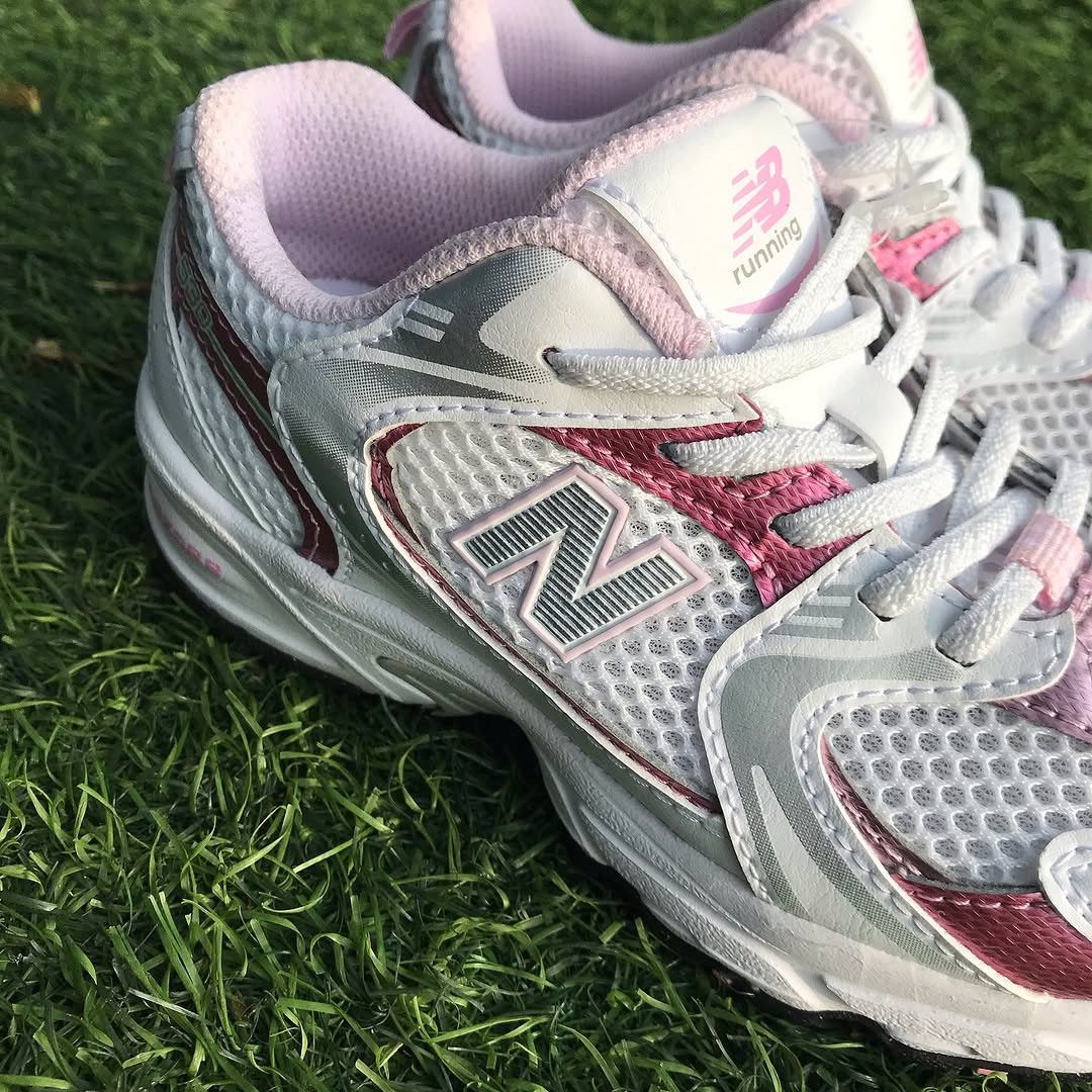 New Balance New Balance 530 Little Kid 'Pink Sugar abzorb grey white kid Size 28 - 11 Thumbnail