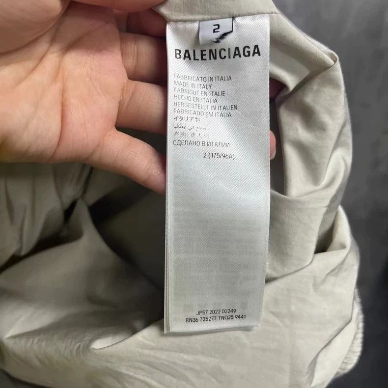 Balenciaga Balenciaga Beige Solid Lapel Zip Jacket 2501-Nextarrow Size US M / EU 48-50 / 2 - 3 Thumbnail