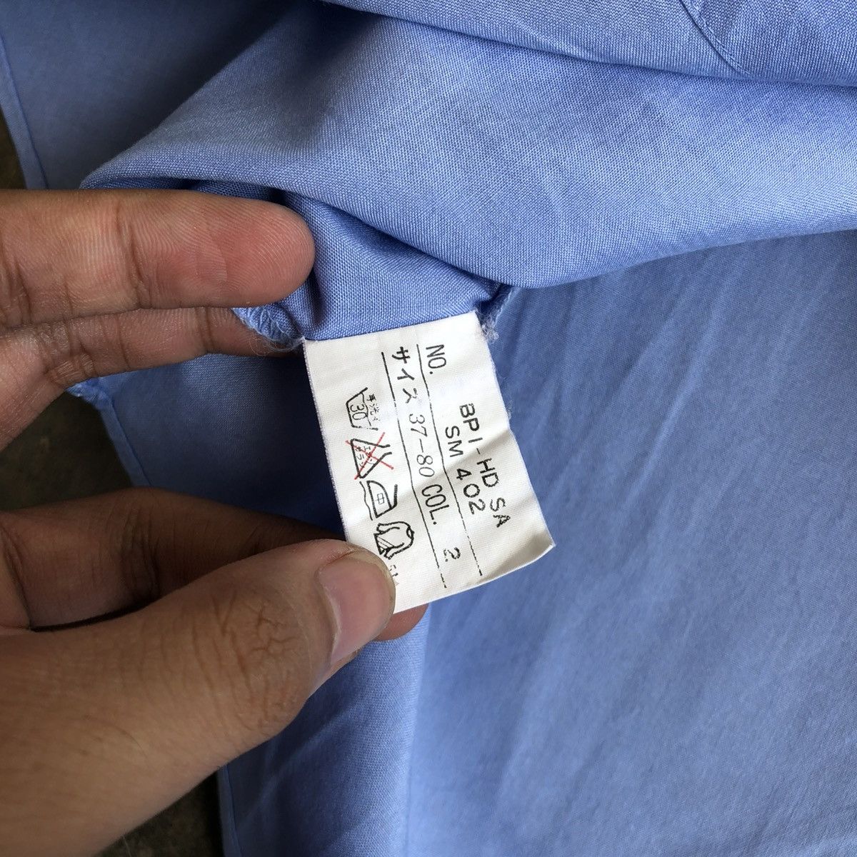 Yves Saint Laurent 1990s Yves Saint Laurent Chemises Paris Basic Shirt Blue Size US S / EU 44-46 / 1 - 18 Thumbnail