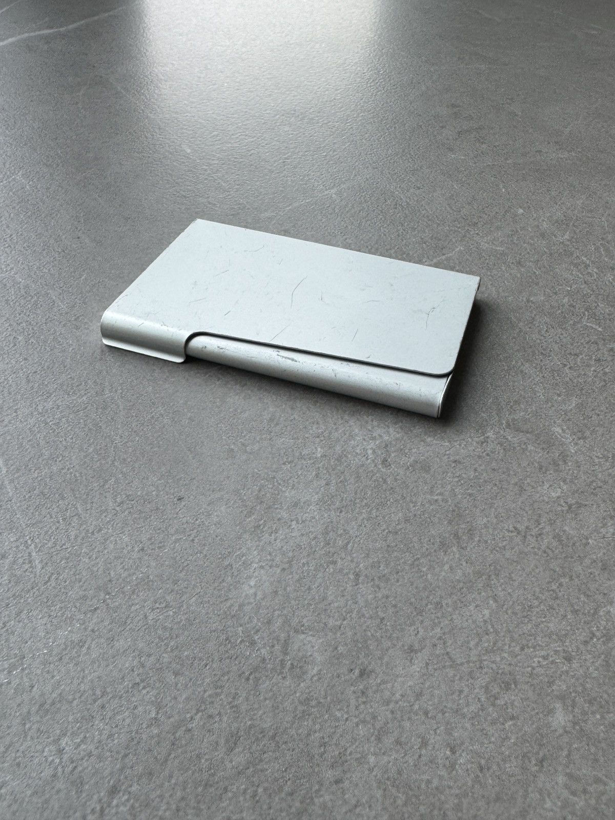 Japanese Brand Minimal Design Aluminium Super Light Card Holder Case Flip Box Size ONE SIZE - 1 Thumbnail
