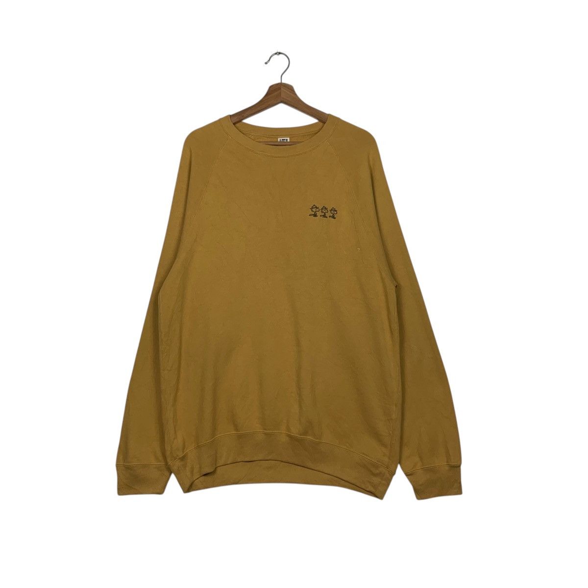 Uniqlo PEANUTS WOODSTOCK Beagle Scout Sweatshirts #1704-C76 Size US L / EU 52-54 / 3 - 3 Thumbnail