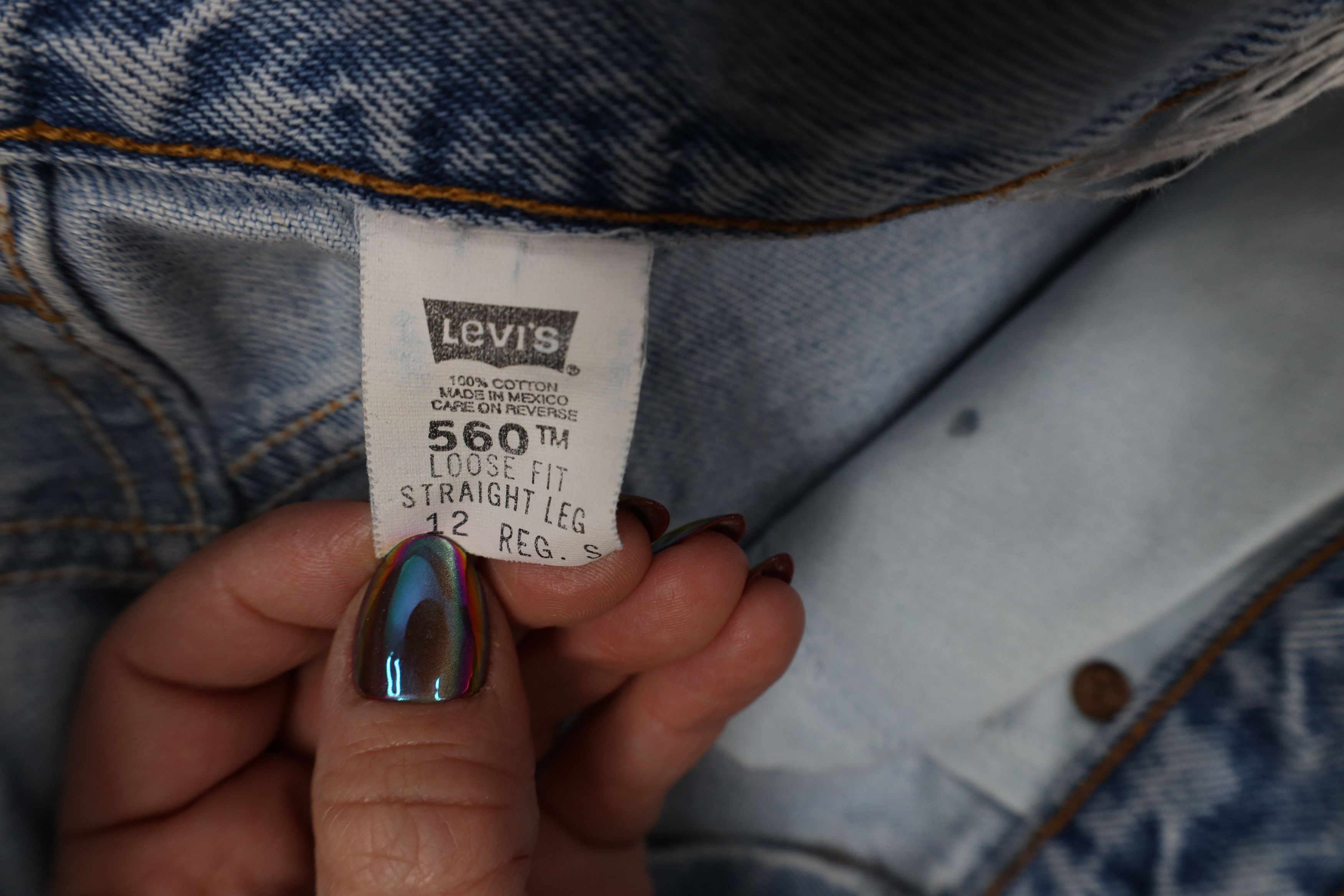 Levi's Vintage 90s Levis 560 Thrashed Loose Fit Straight Leg Jeans Size 34" / US 12 / IT 48 - 10 Thumbnail